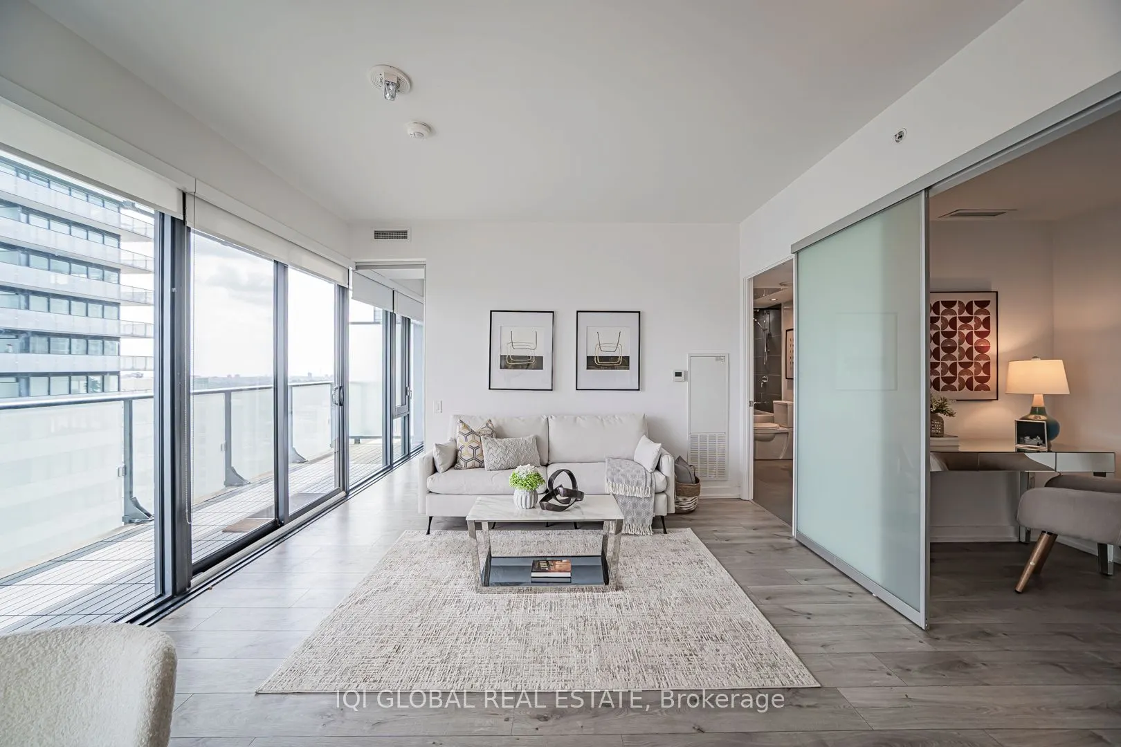 161 Roehampton Avenue, #2505