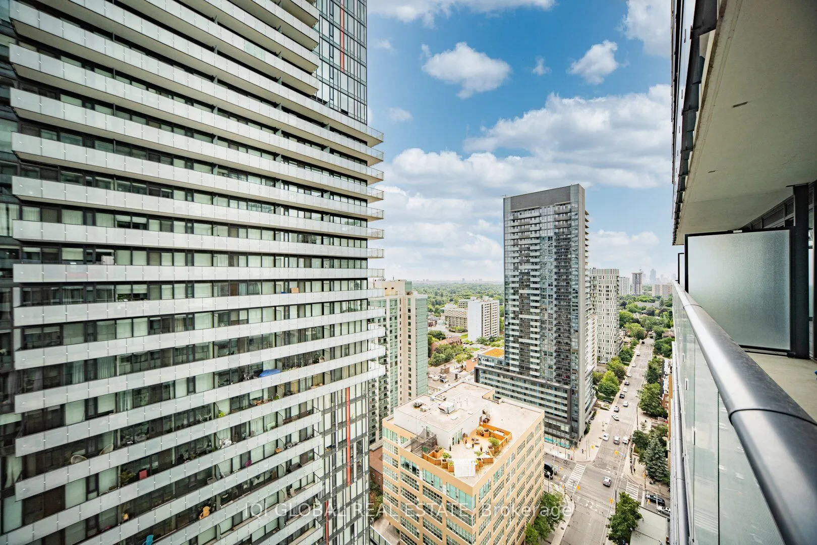 161 Roehampton Avenue, #2505