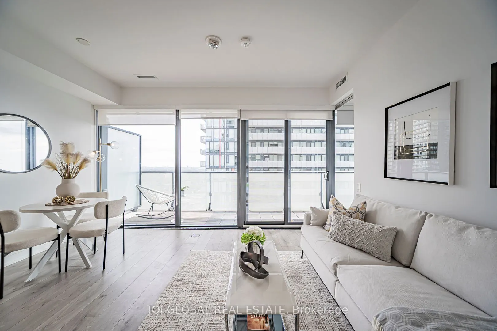 161 Roehampton Avenue, #2505