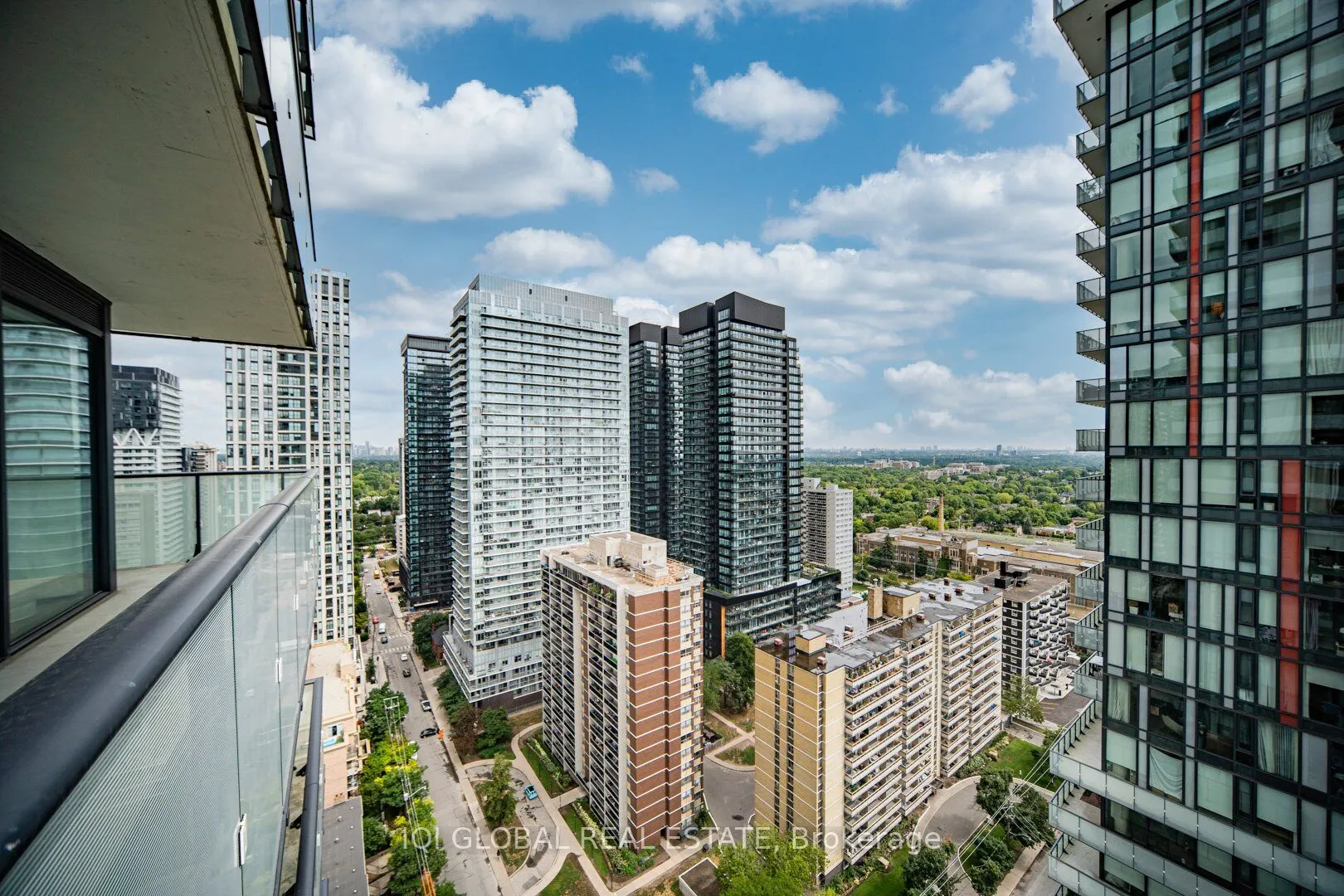 161 Roehampton Avenue, #2505