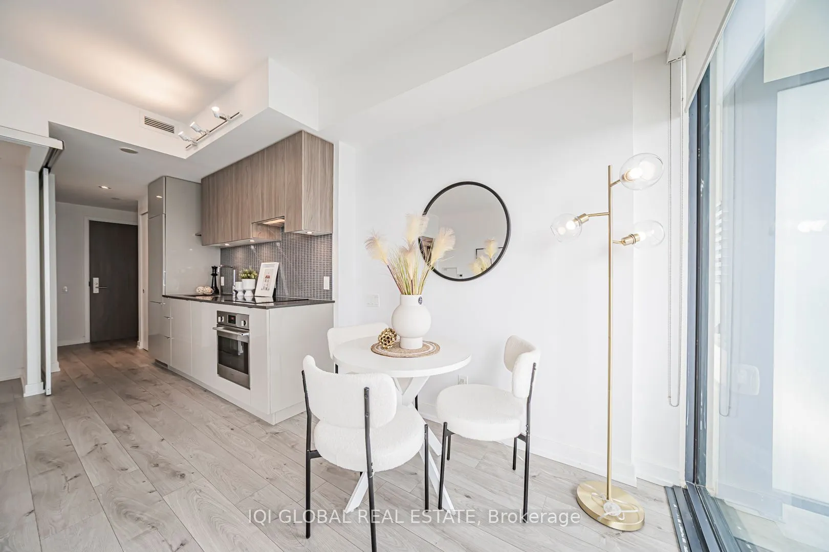 161 Roehampton Avenue, #2505