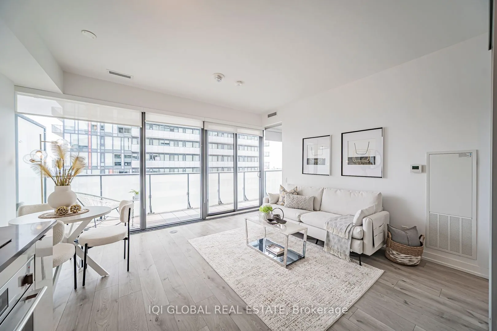 161 Roehampton Avenue, #2505