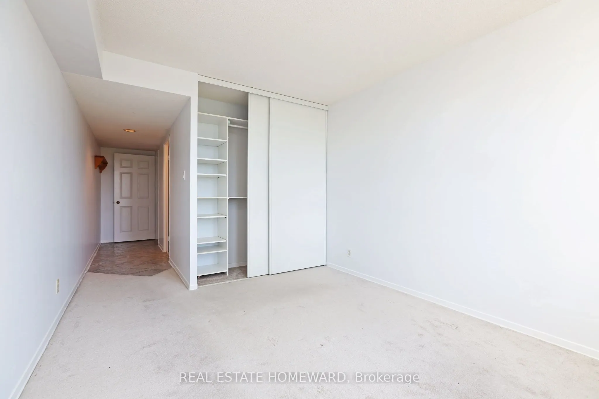 215 Wynford Drive, #801