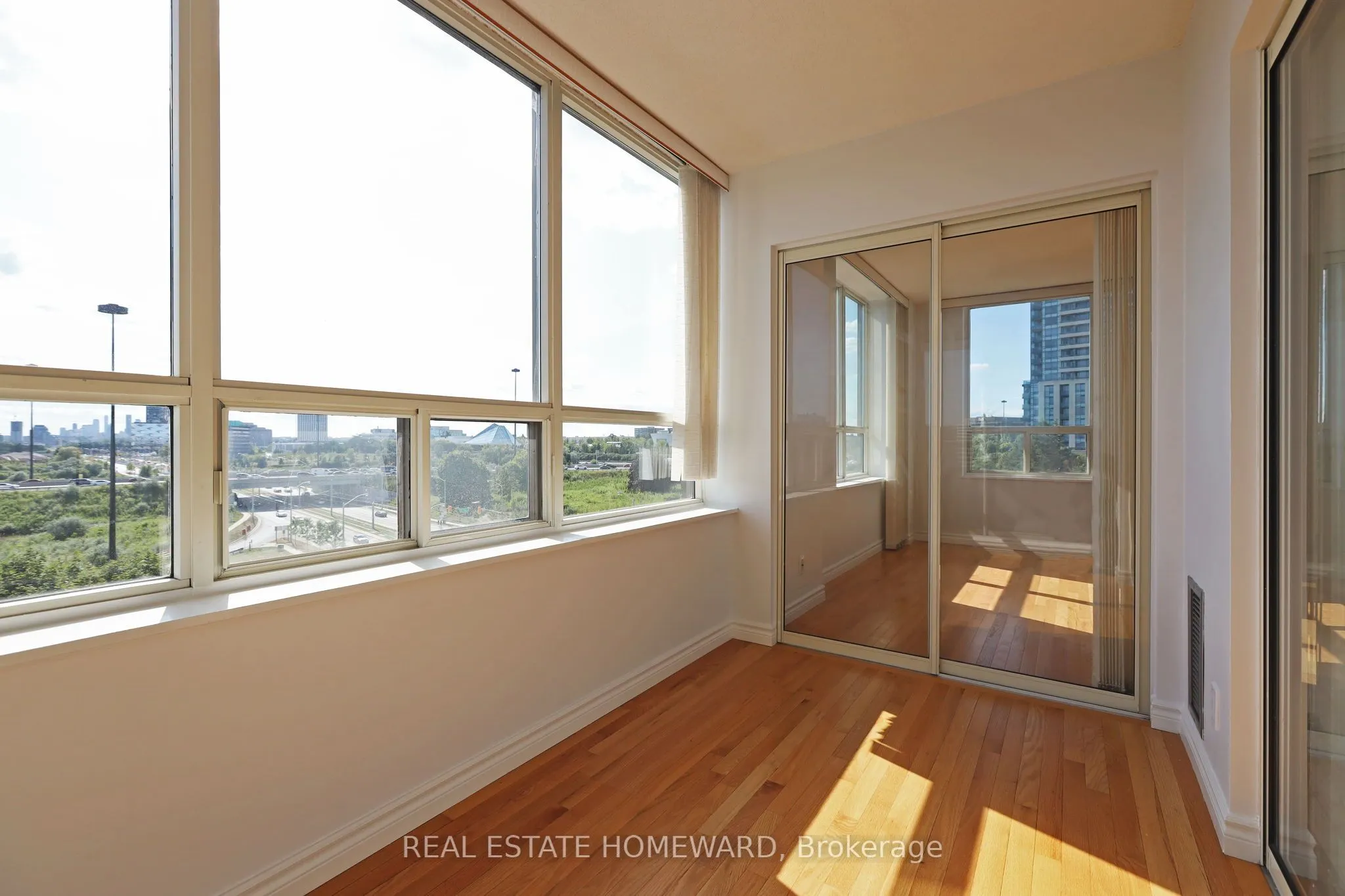 215 Wynford Drive, #801
