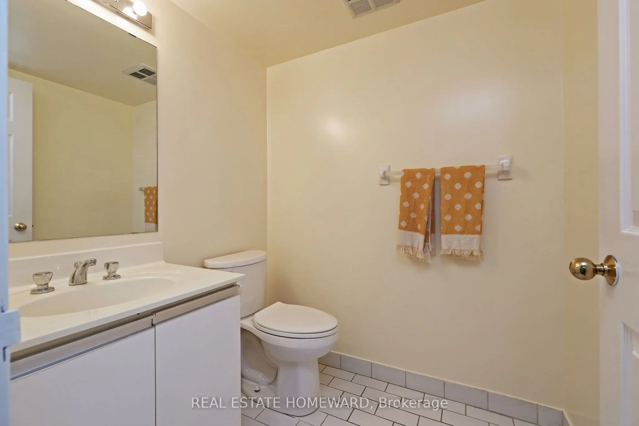 215 Wynford Drive, #801