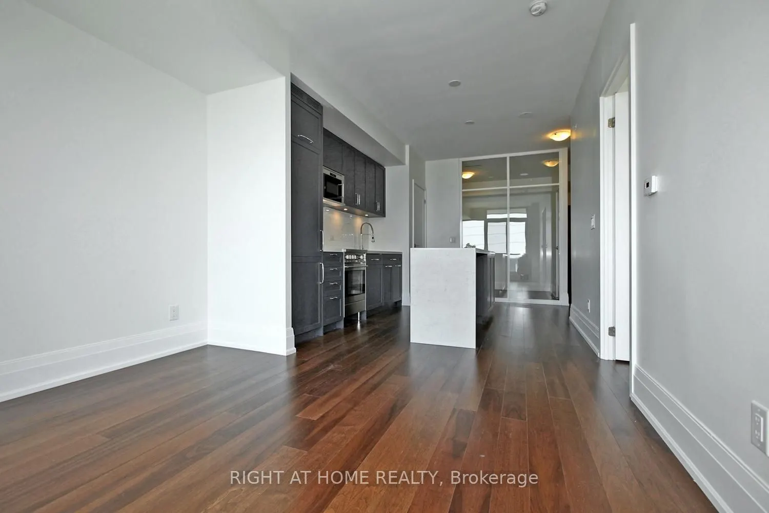 25 Malcolm Road, #307