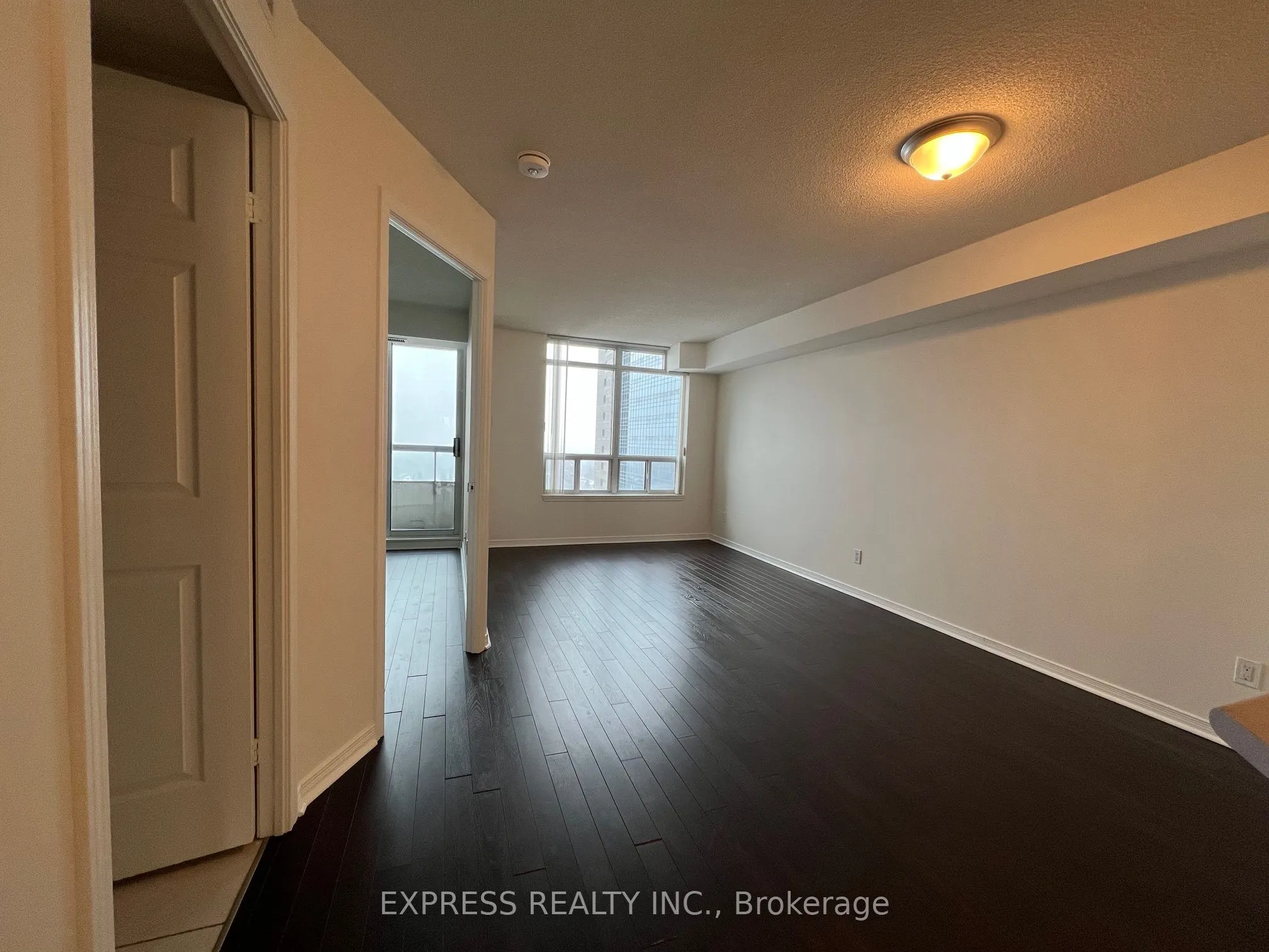 8 Hillcrest Avenue, #1918