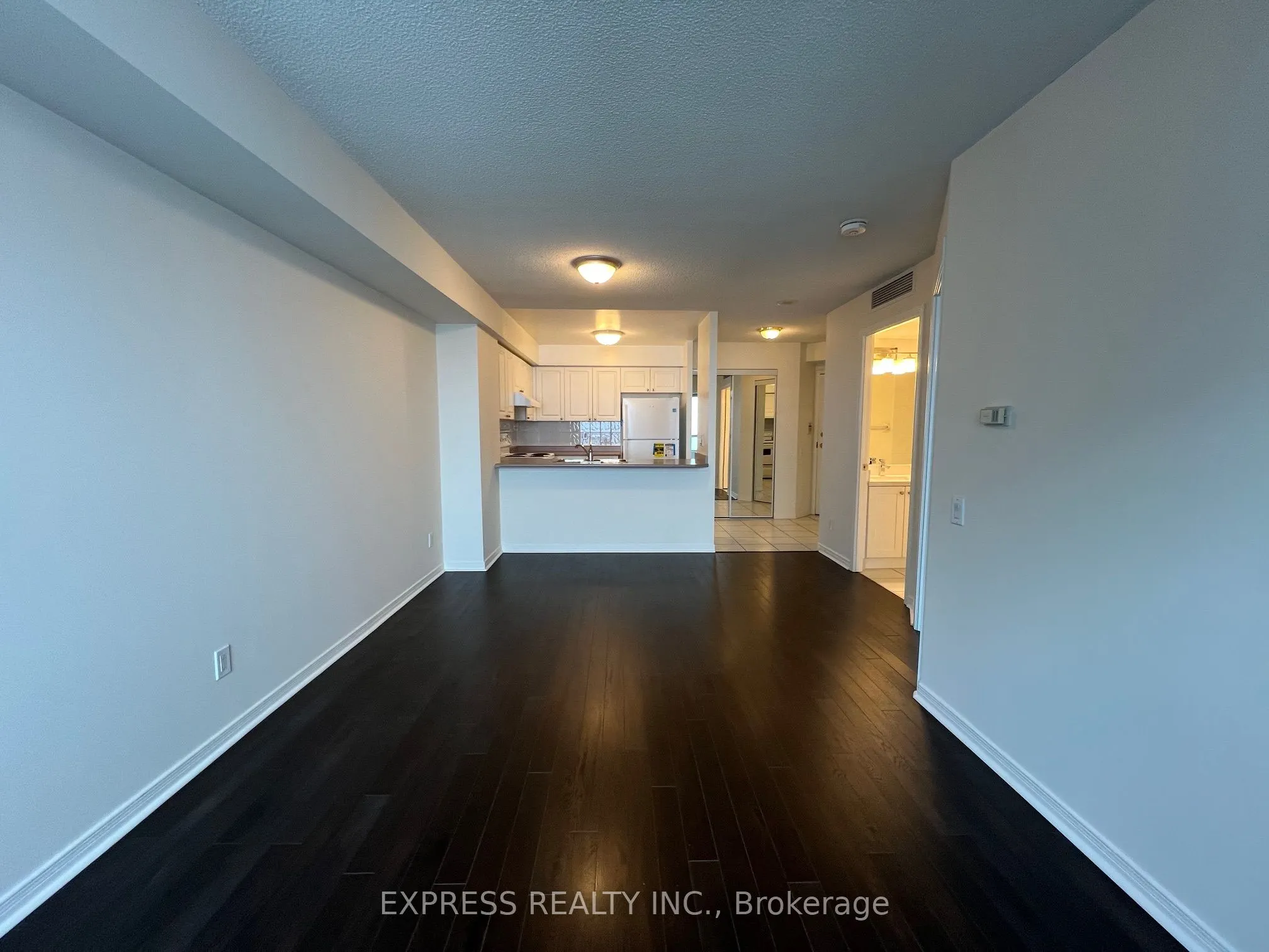 8 Hillcrest Avenue, #1918