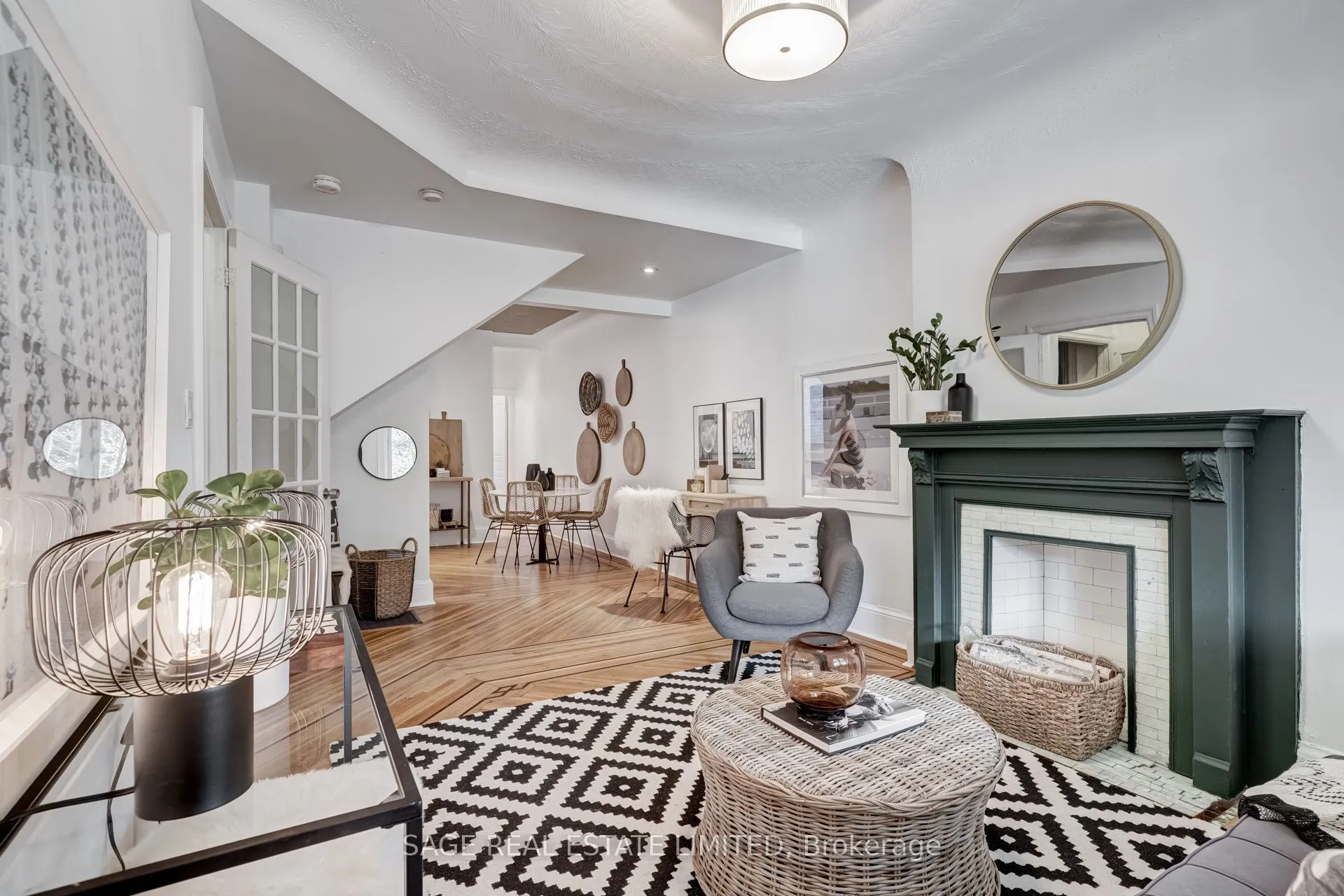 345 Markham Street, #main