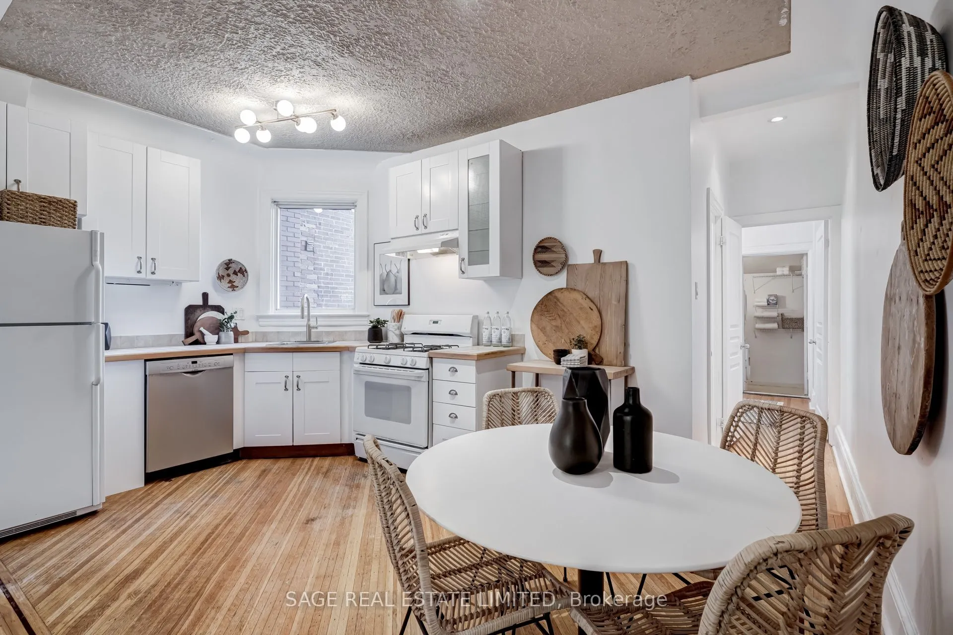 345 Markham Street, #main