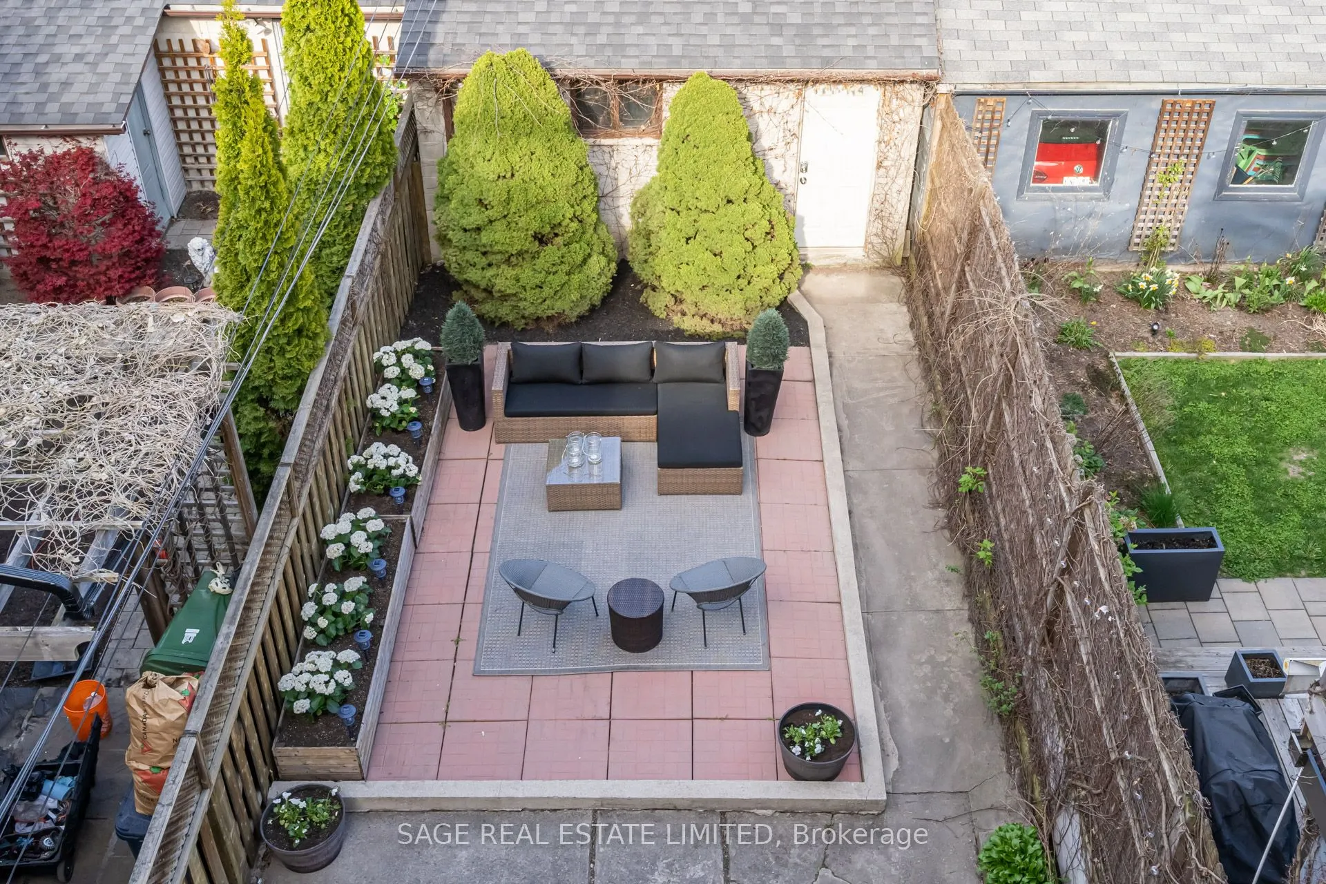345 Markham Street, #main