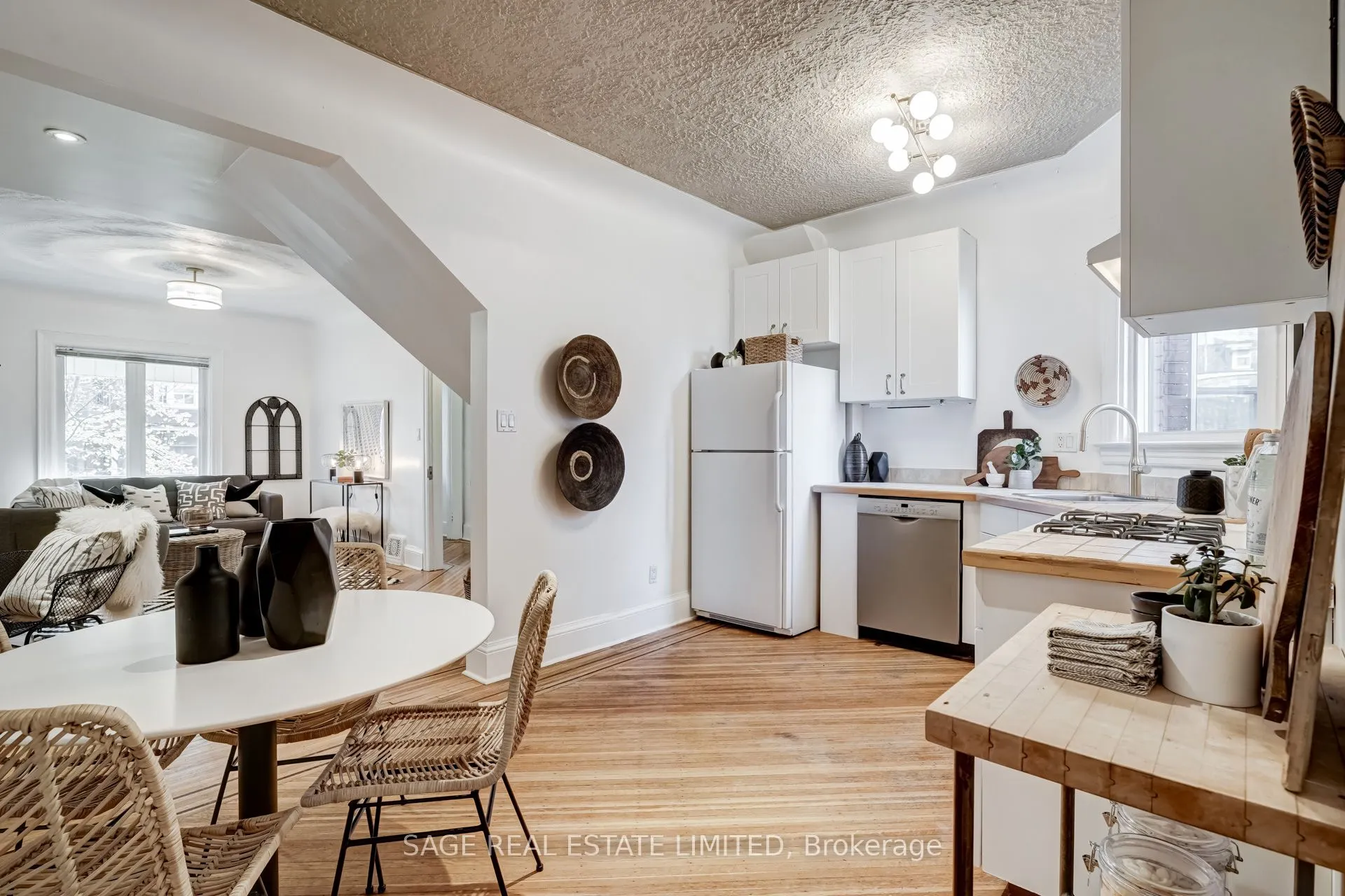 345 Markham Street, #main