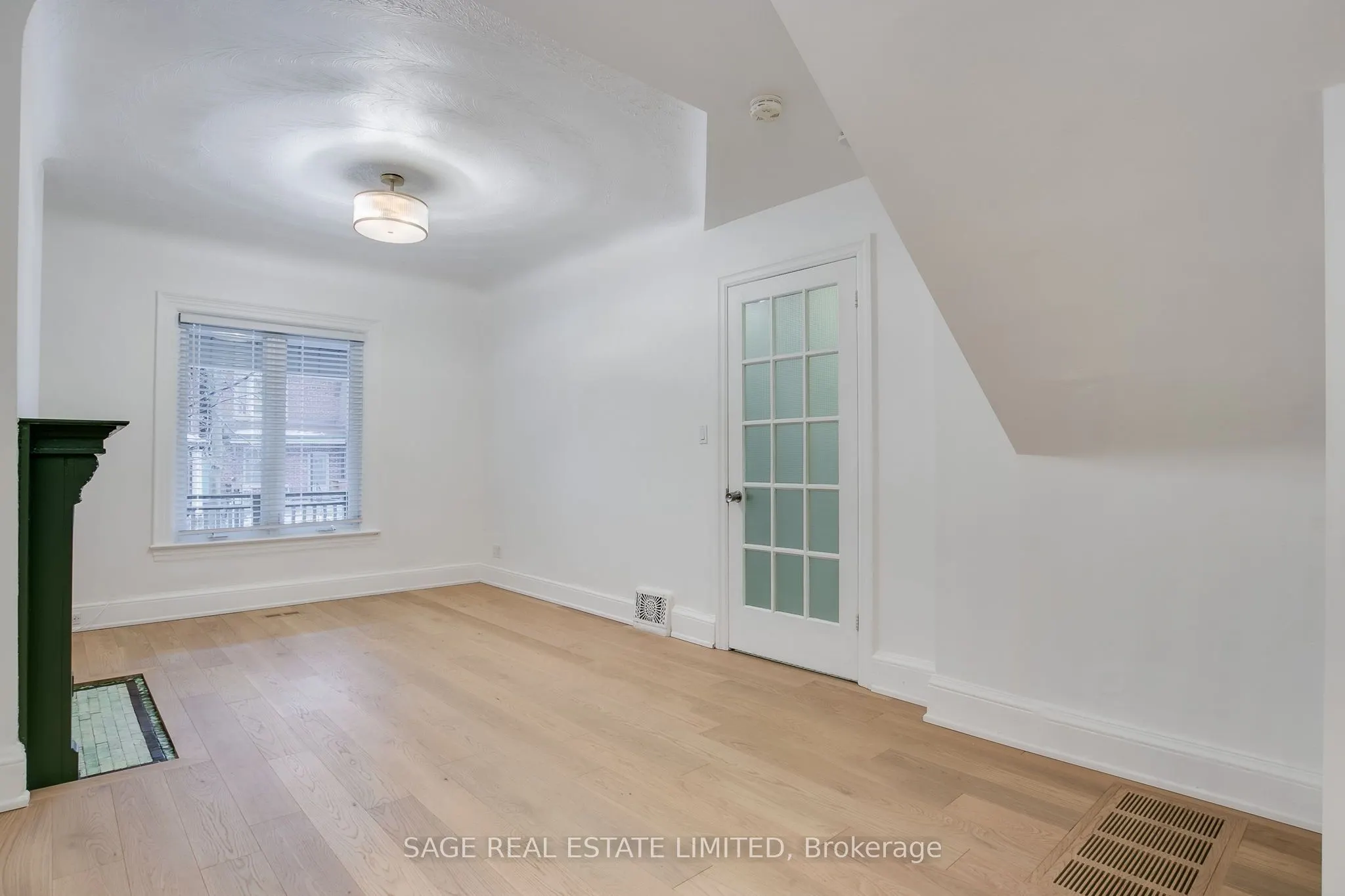 345 Markham Street, #main