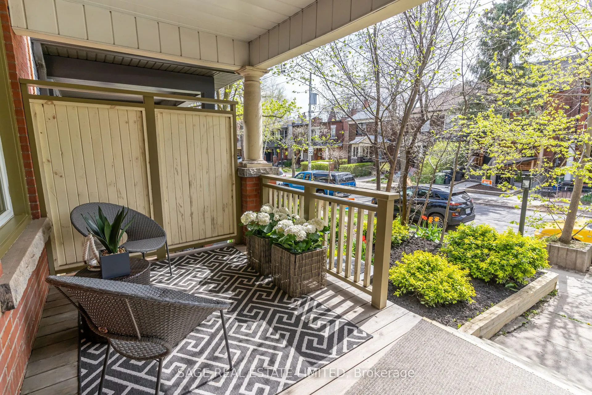 345 Markham Street, #main