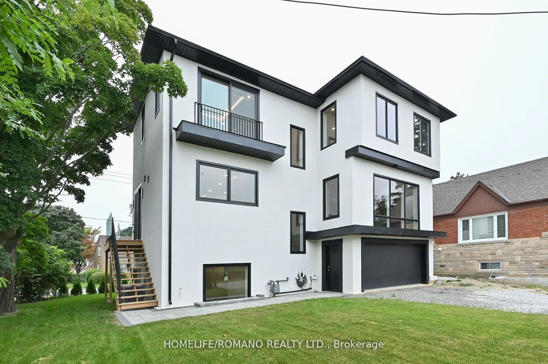 19 King High Avenue