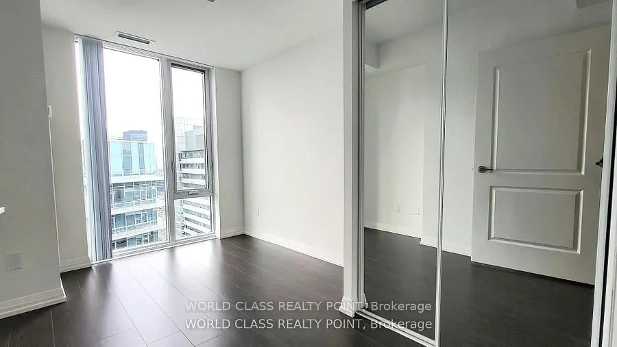 8 Widmer Street, #5005