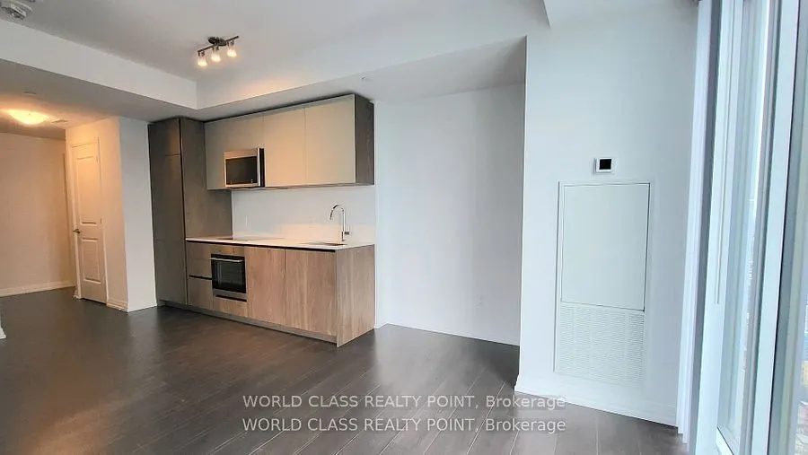 8 Widmer Street, #5005