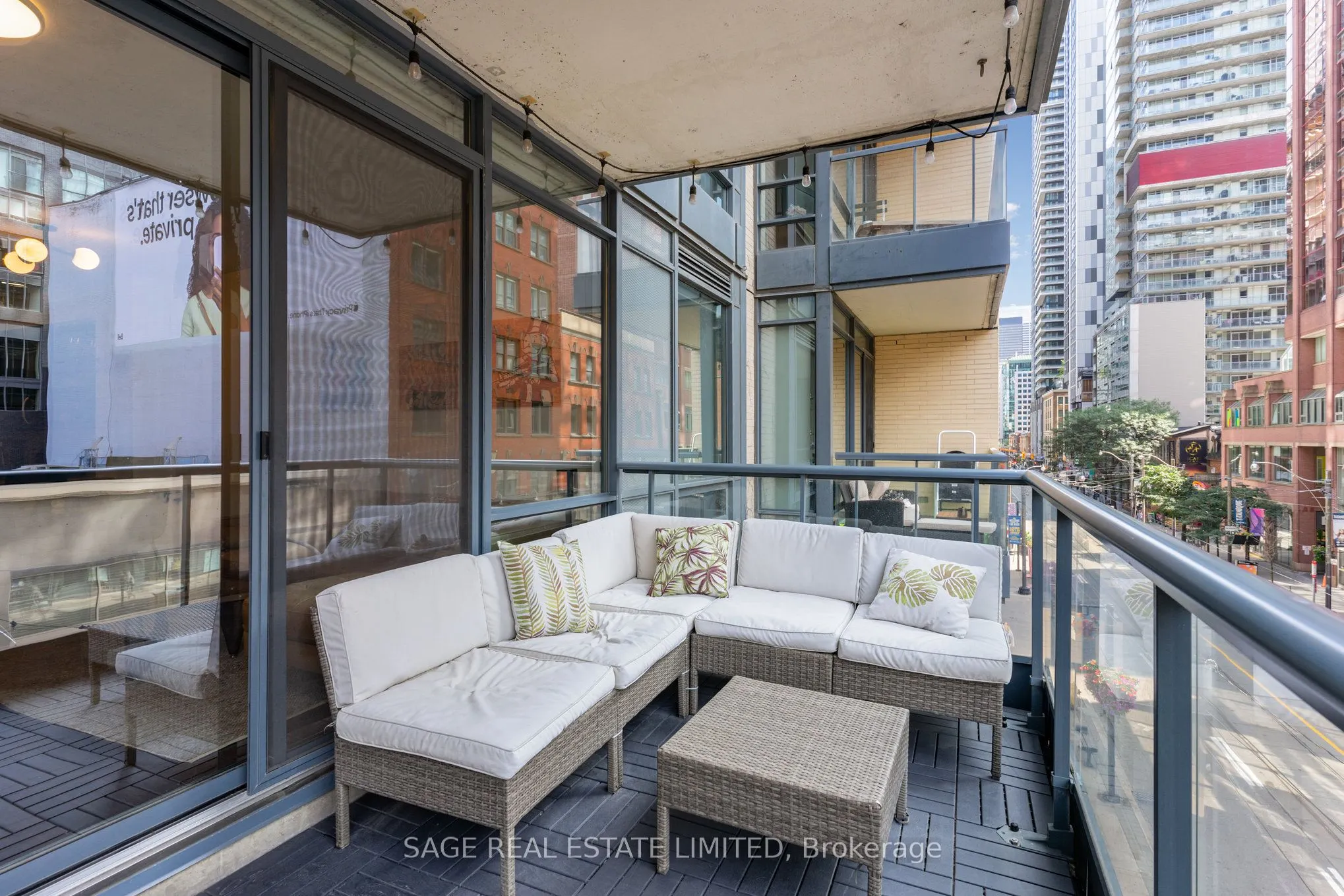 438 King Street W, #309