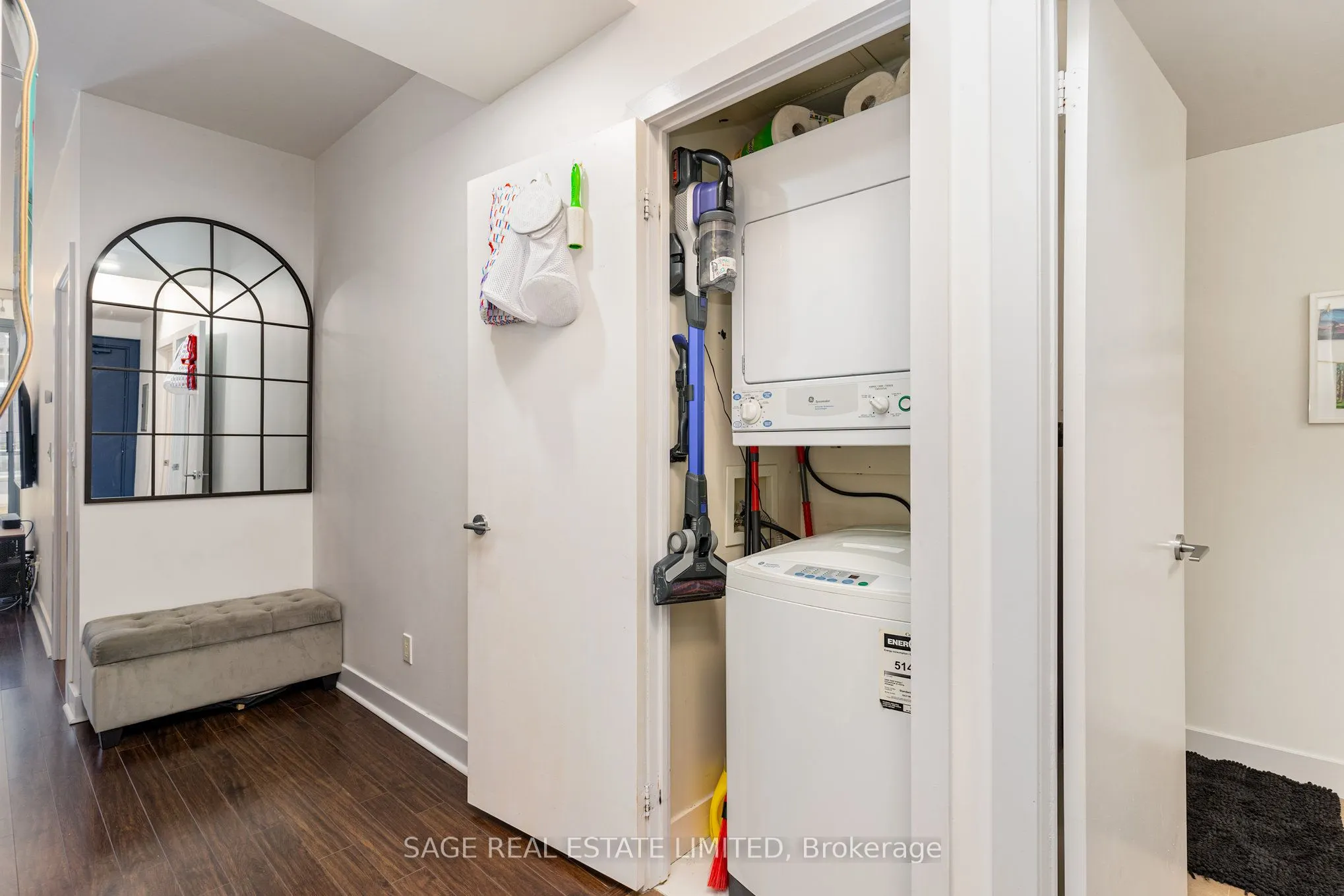 438 King Street W, #309