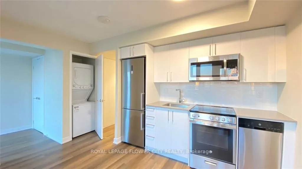 38 Monte Kwinter Court, #1101