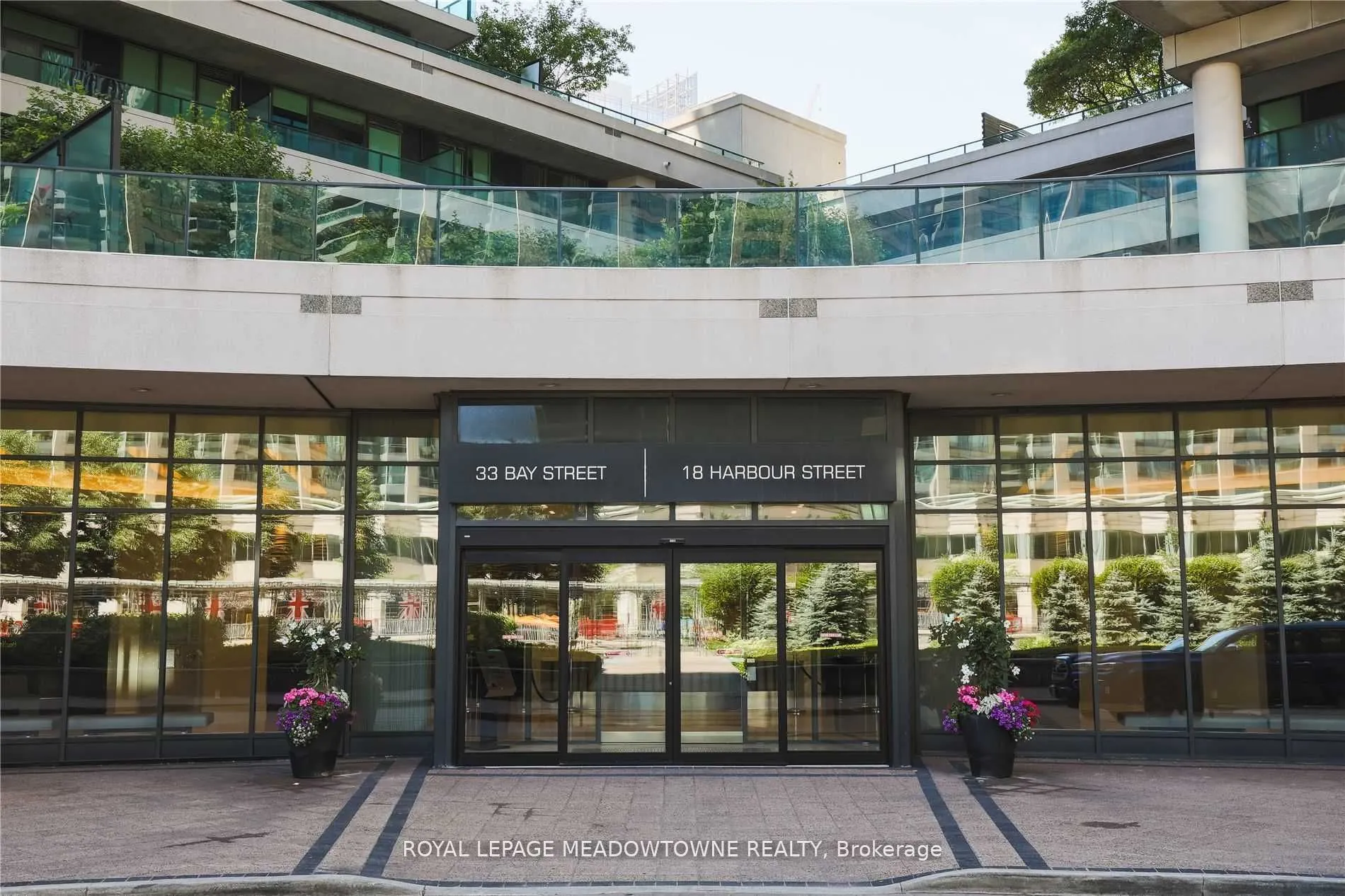 18 Harbour Street, #1805