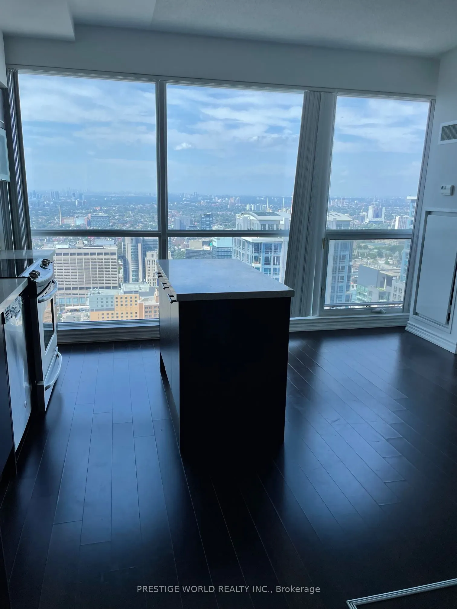 386 Yonge Street, #4814