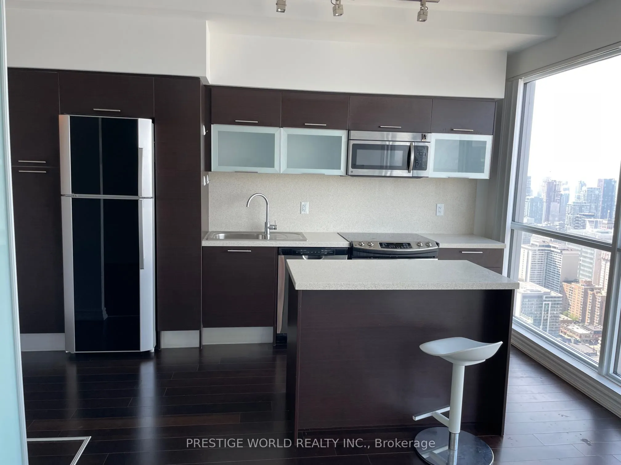386 Yonge Street, #4814