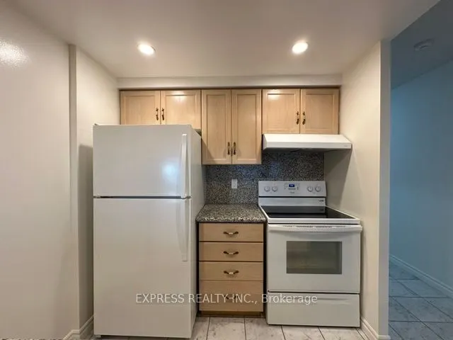 168 Simcoe Street, #1222