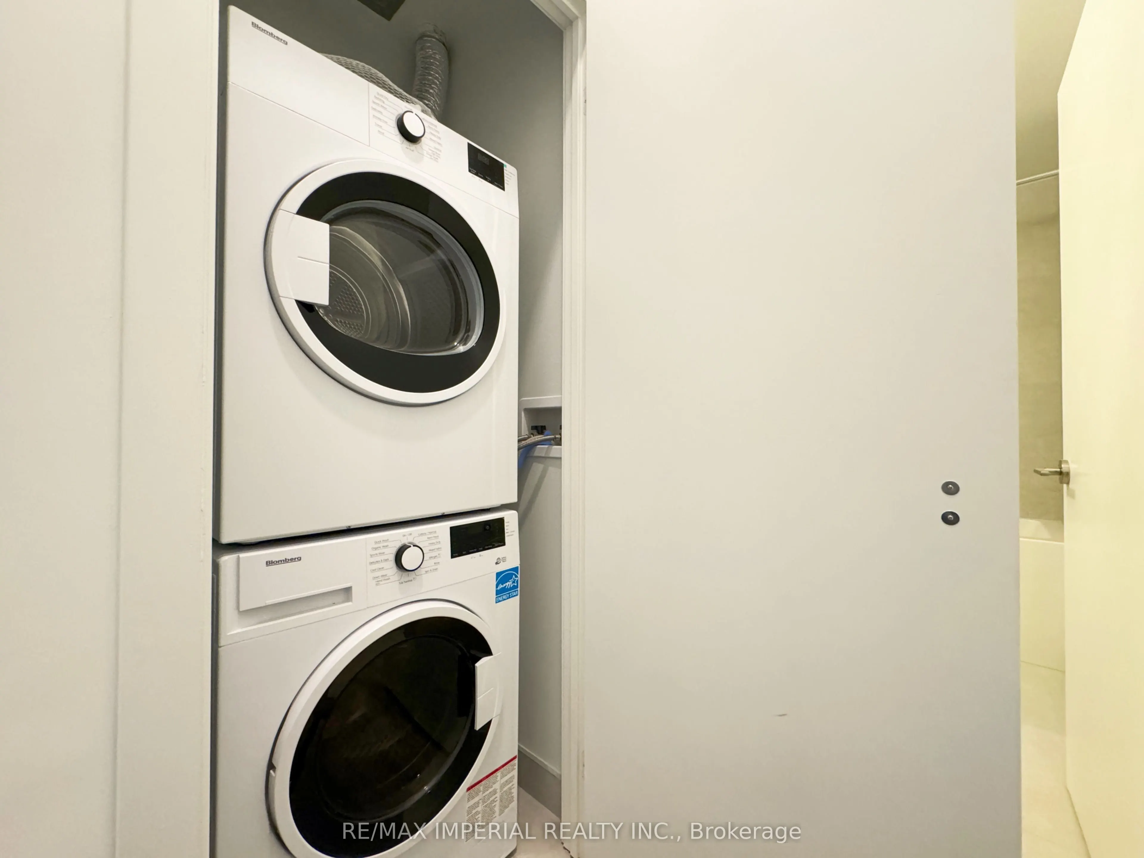 2020 Bathurst Street, #1005