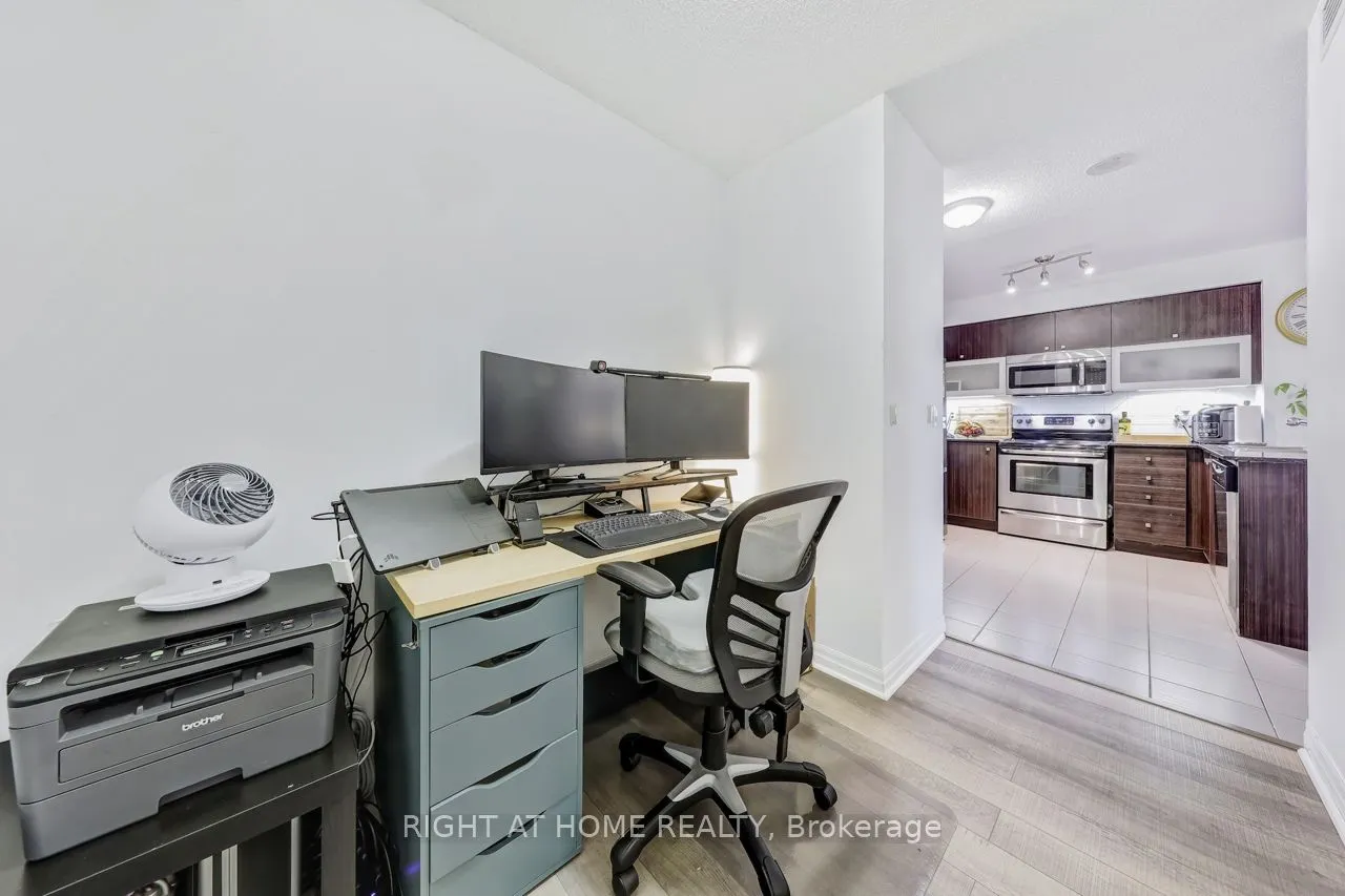 275 Yorkland Road, #1408