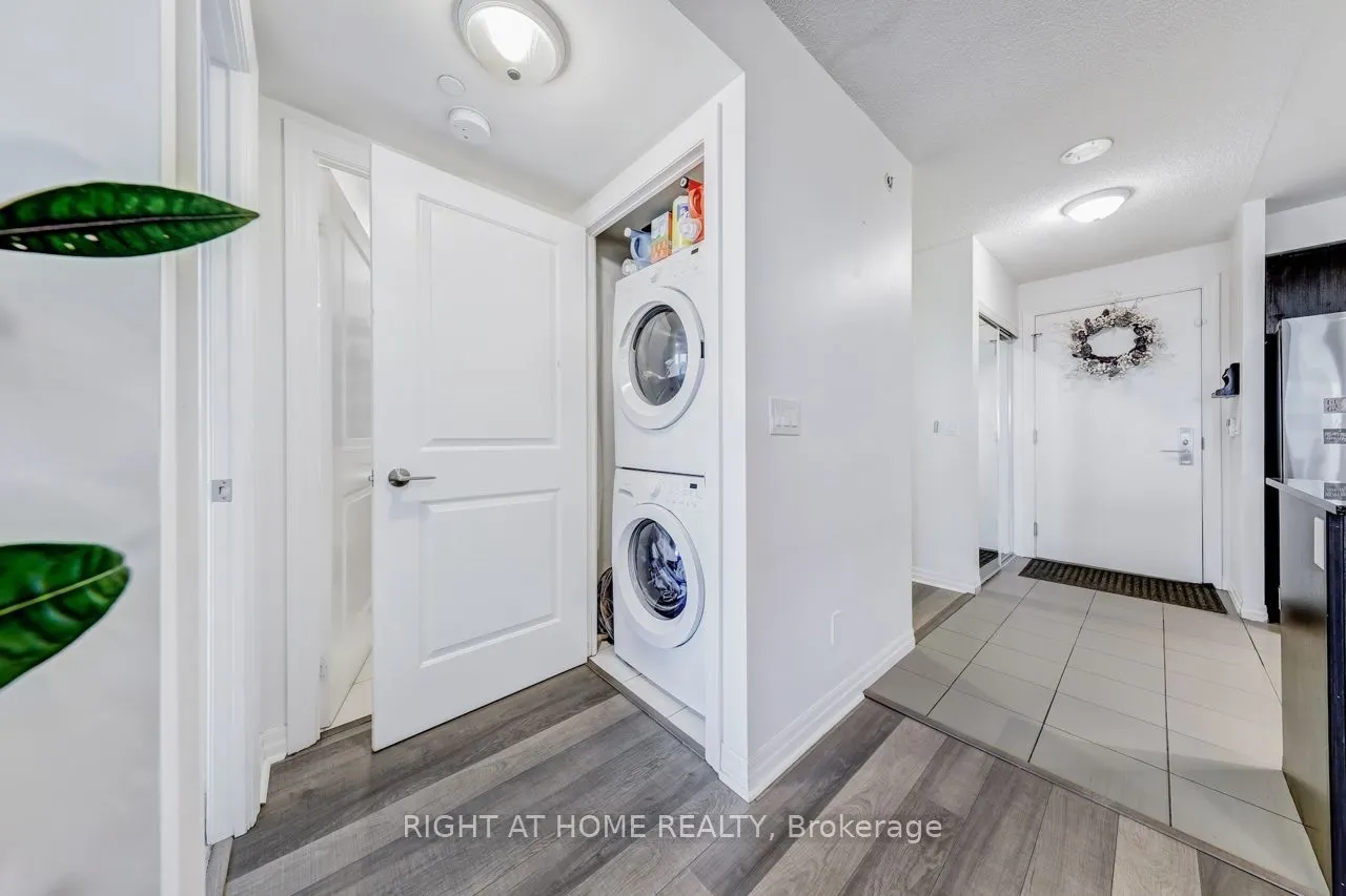 275 Yorkland Road, #1408