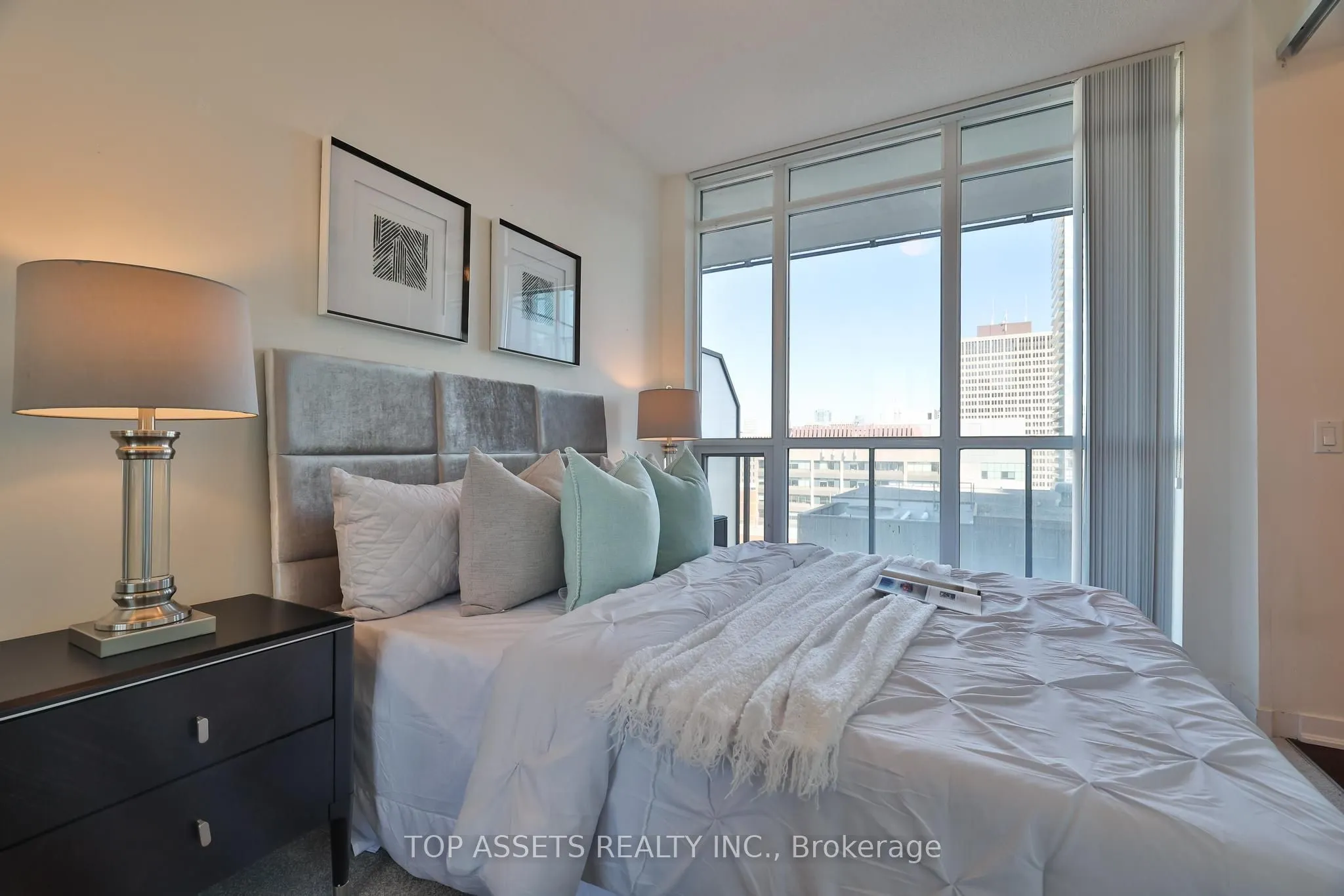 770 Bay Street, #1613