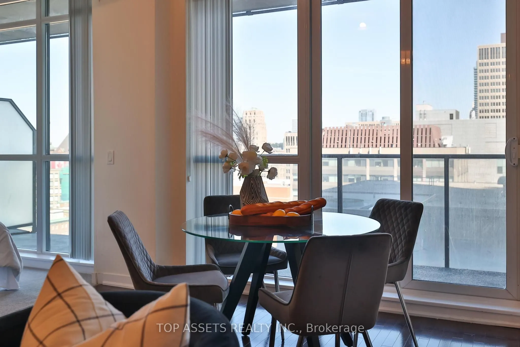 770 Bay Street, #1613