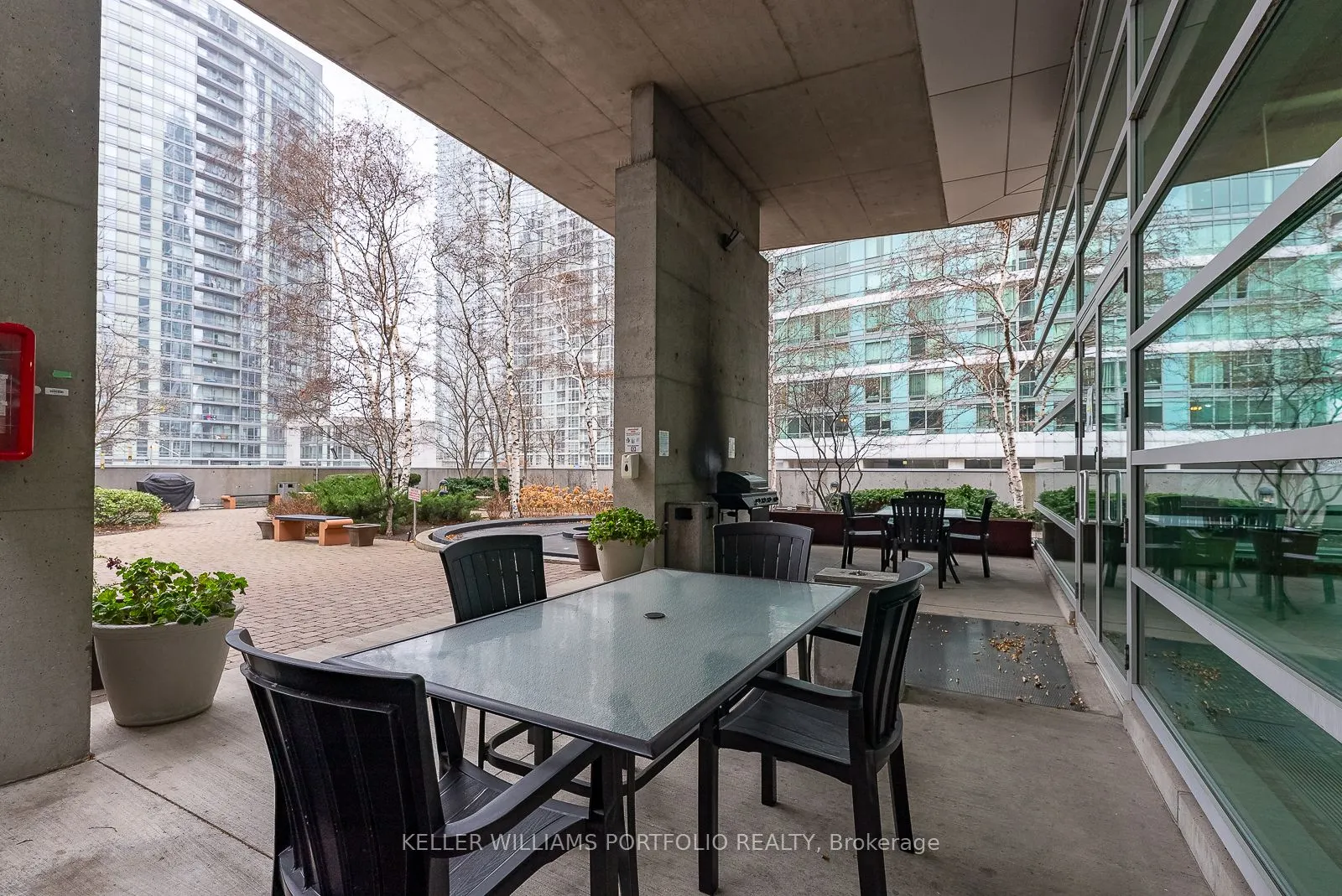 81 Navy Wharf Court, #2309