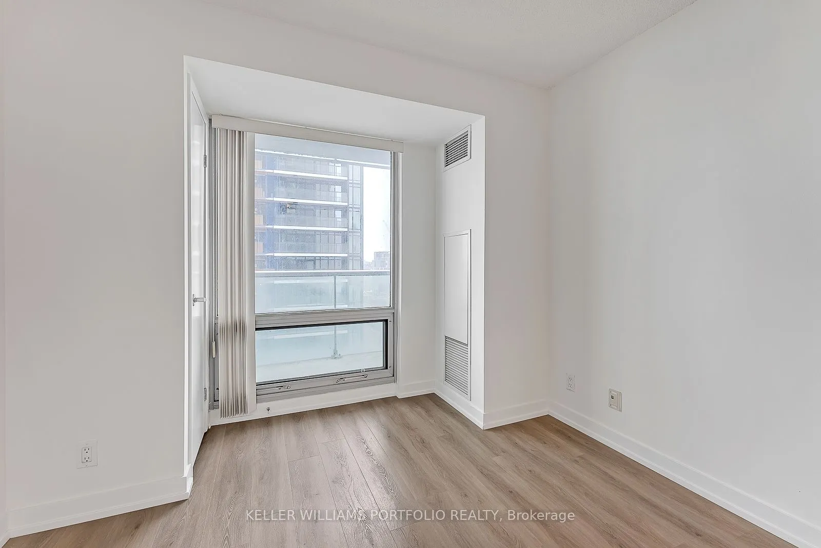 81 Navy Wharf Court, #2309