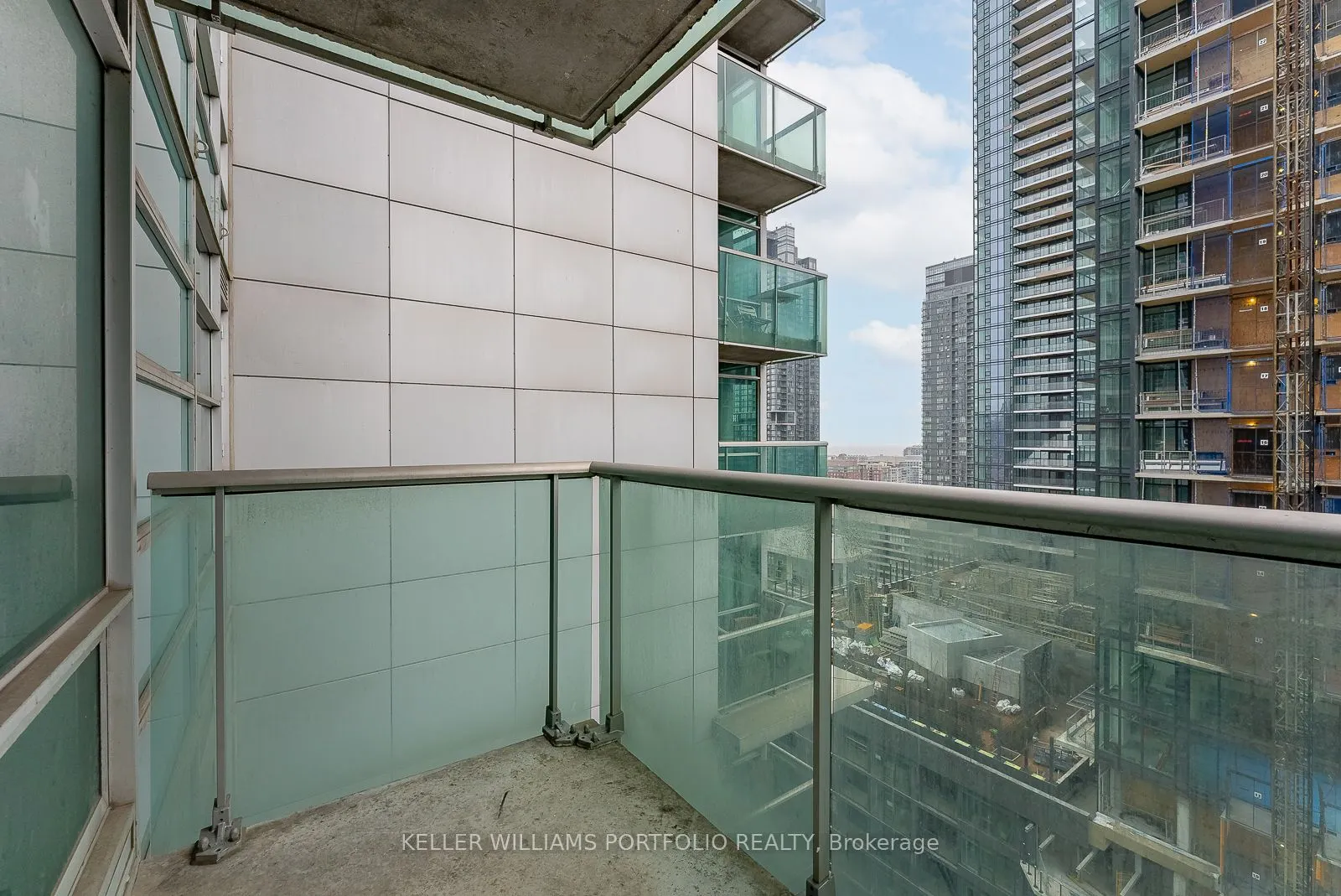 81 Navy Wharf Court, #2309