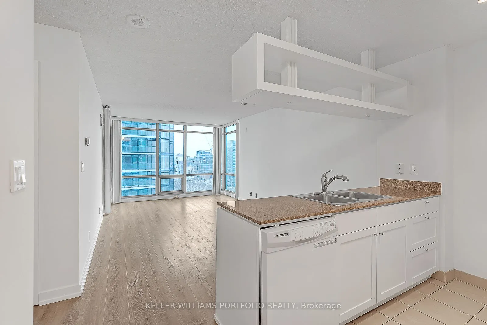 81 Navy Wharf Court, #2309