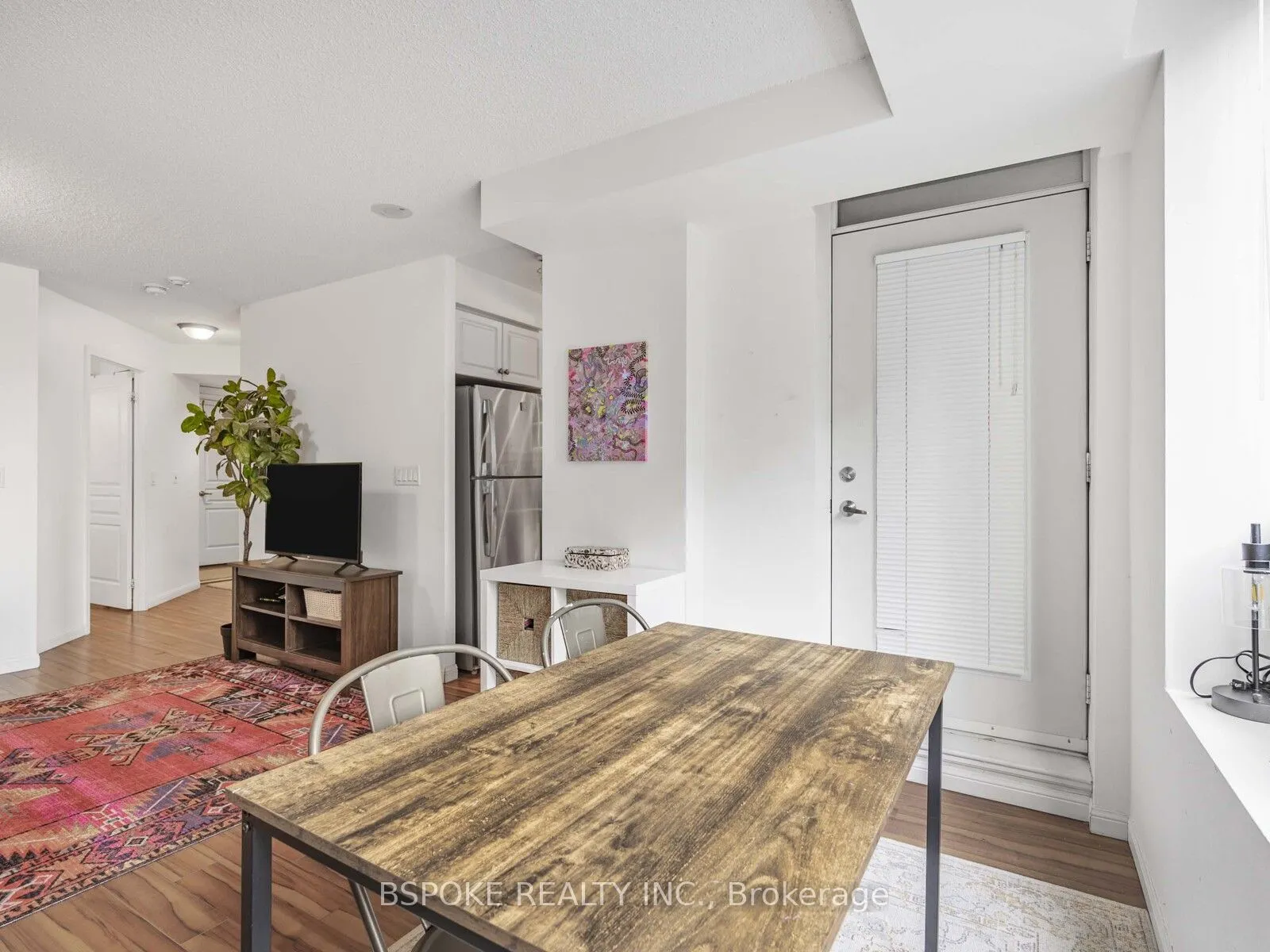 140 Simcoe Street, #304