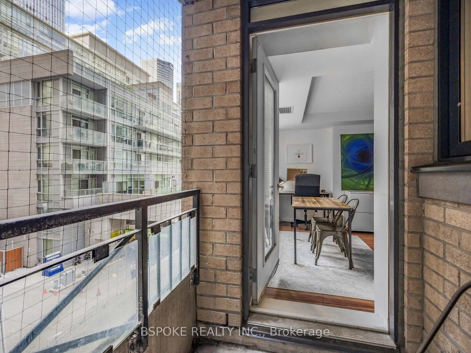 140 Simcoe Street, #304