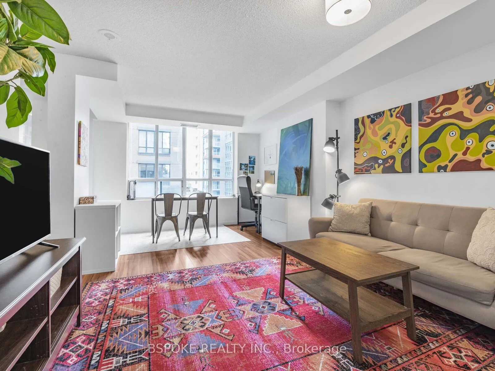 140 Simcoe Street, #304