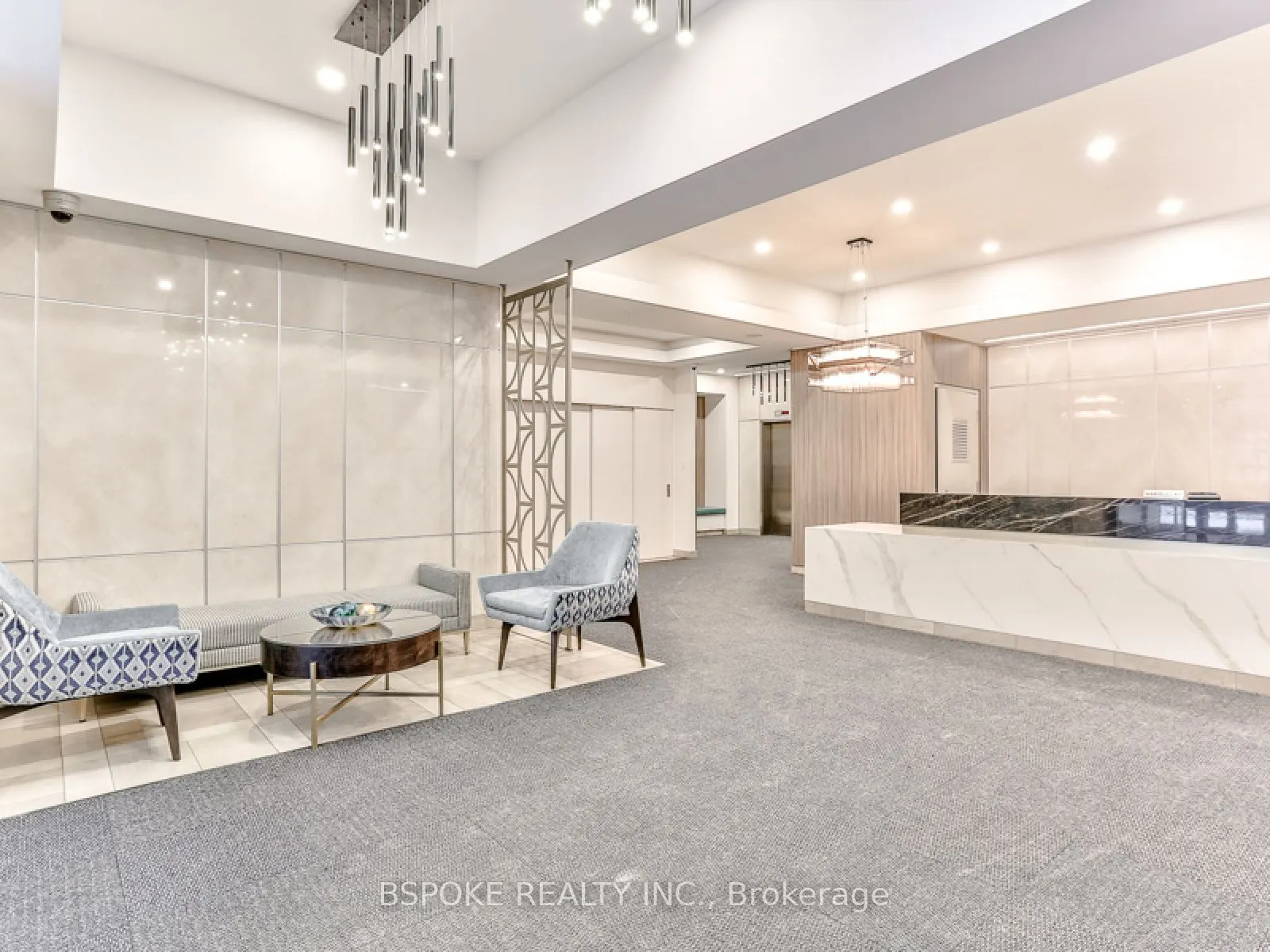 140 Simcoe Street, #304