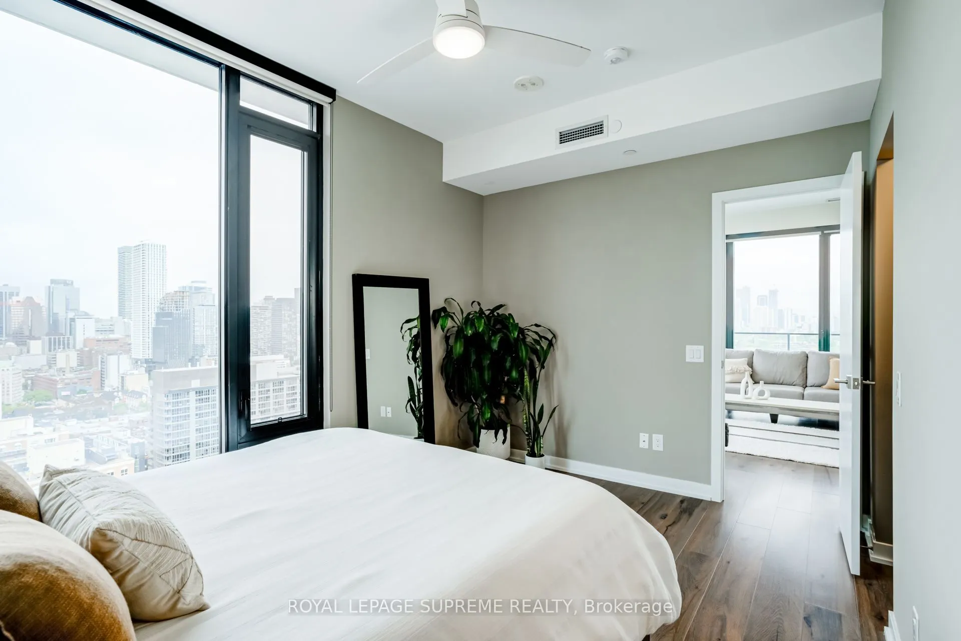 55 Ontario Street, #2406