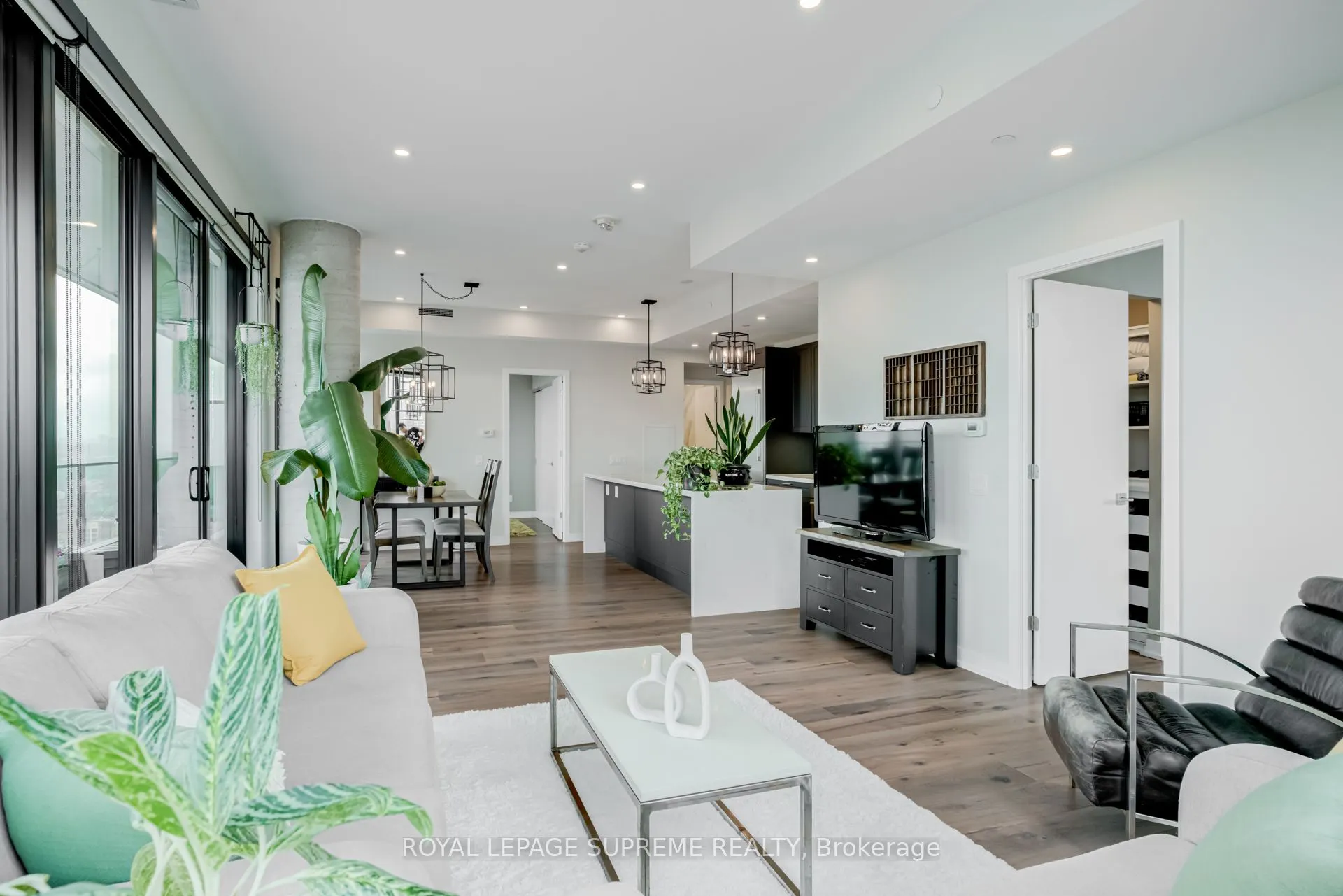 55 Ontario Street, #2406
