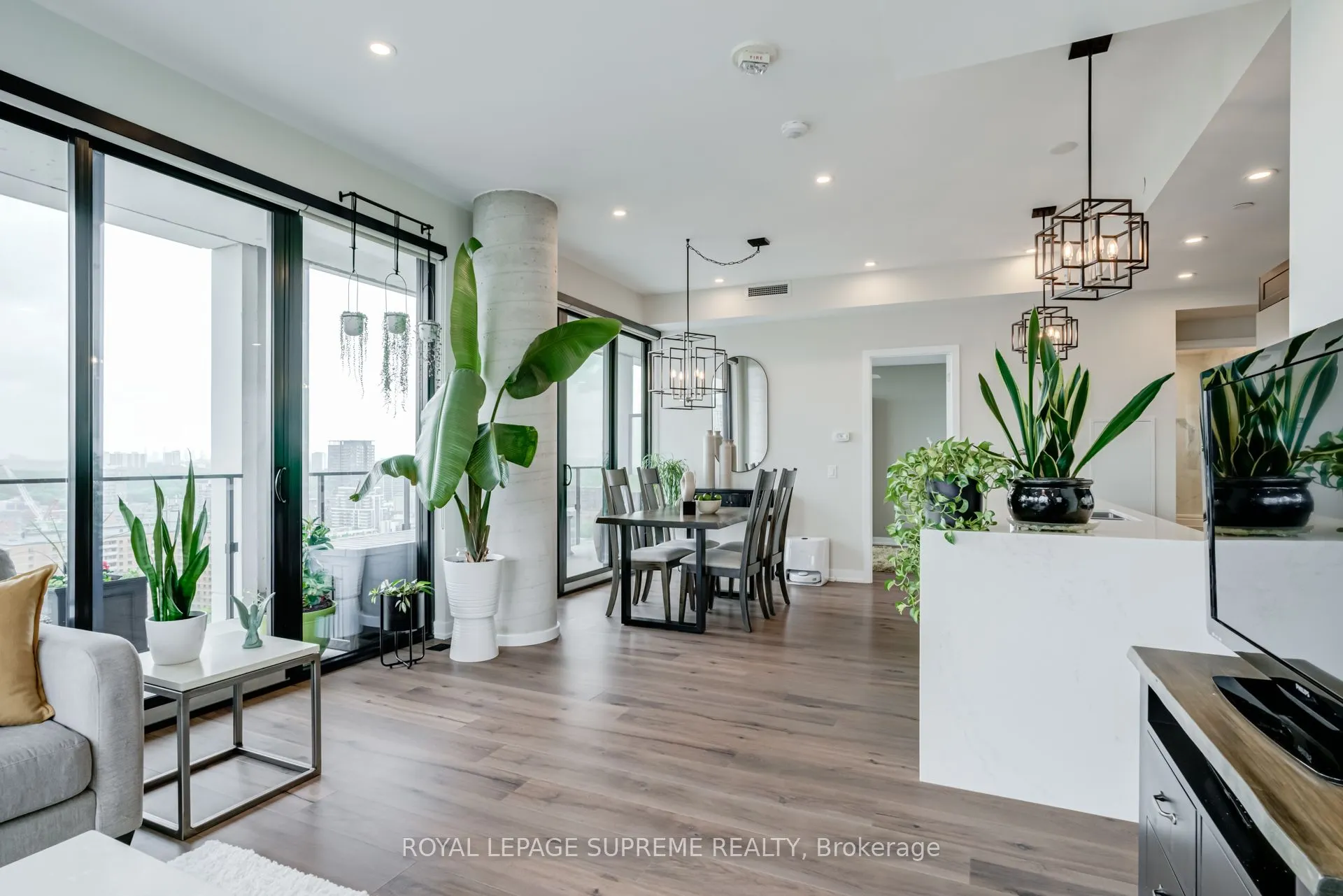 55 Ontario Street, #2406