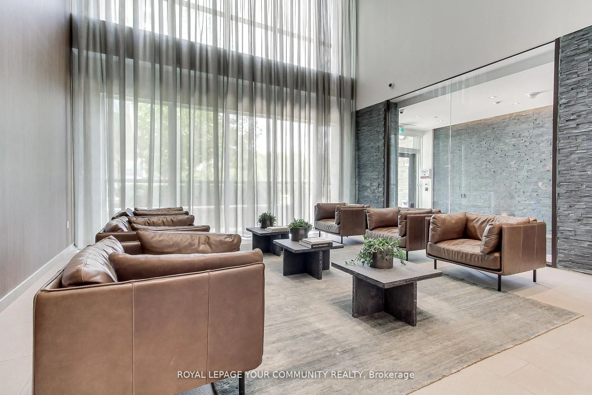 10 Deerlick Court, #2104