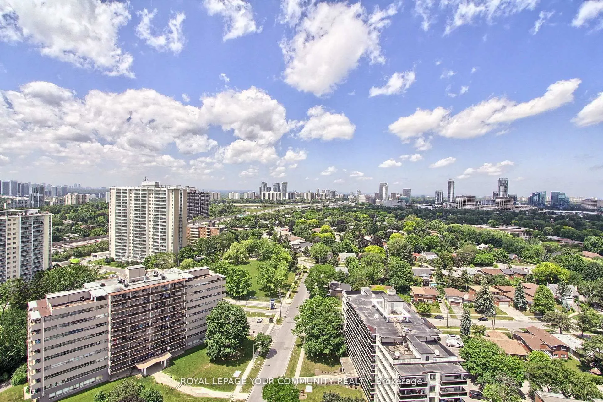 10 Deerlick Court, #2104