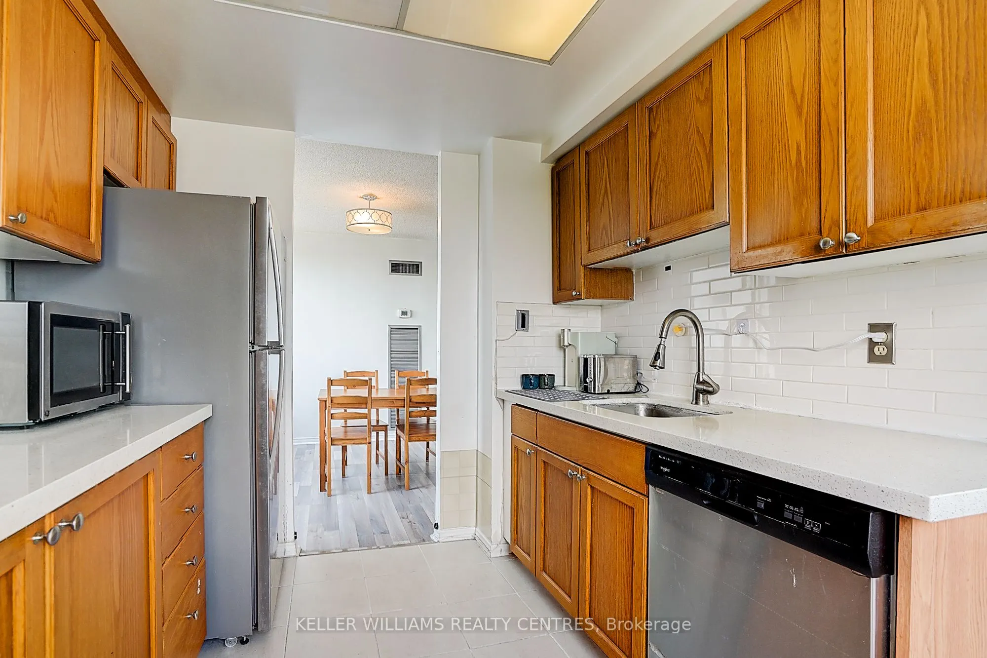 7 Bishop Avenue, #1511