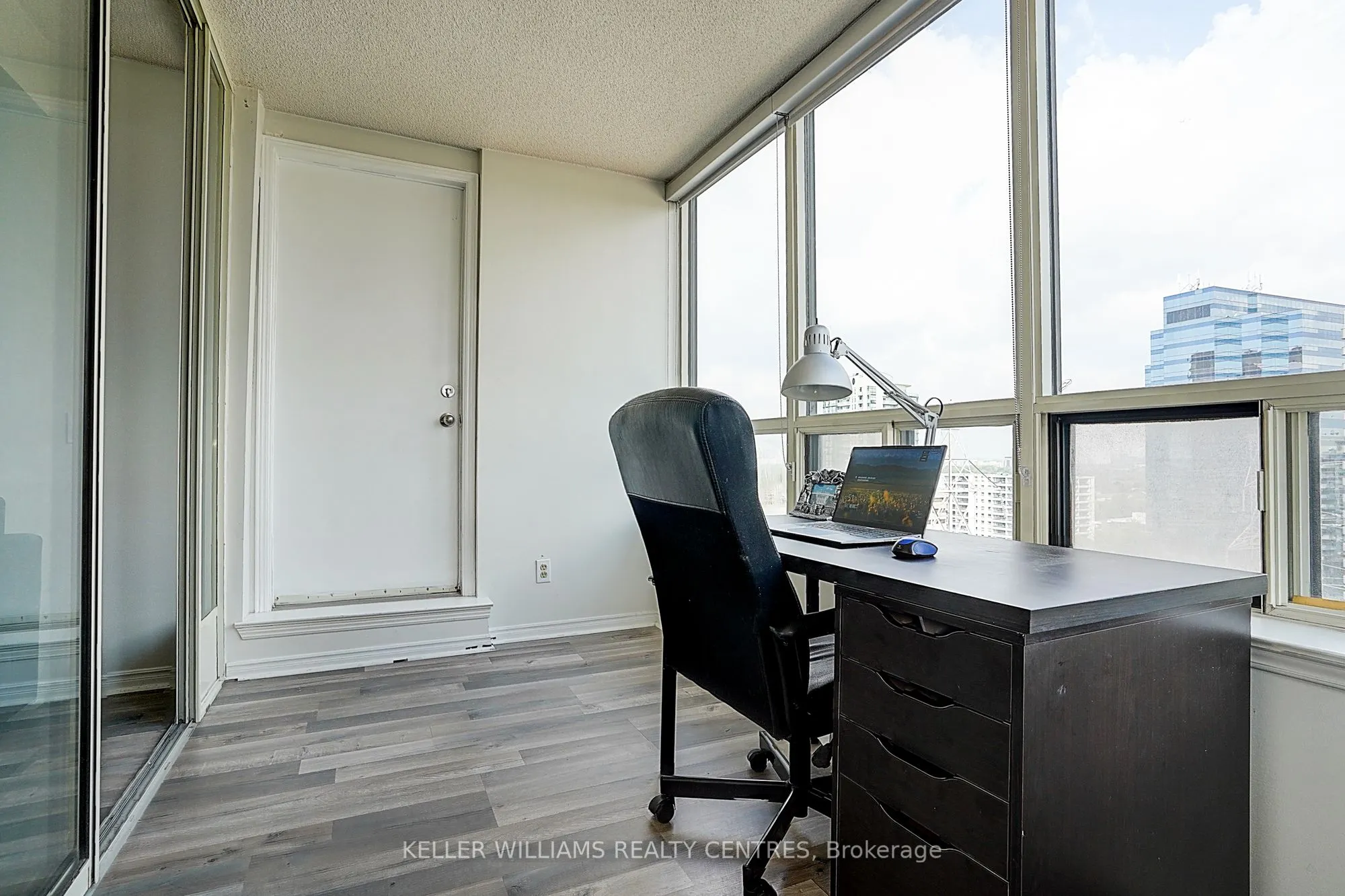 7 Bishop Avenue, #1511
