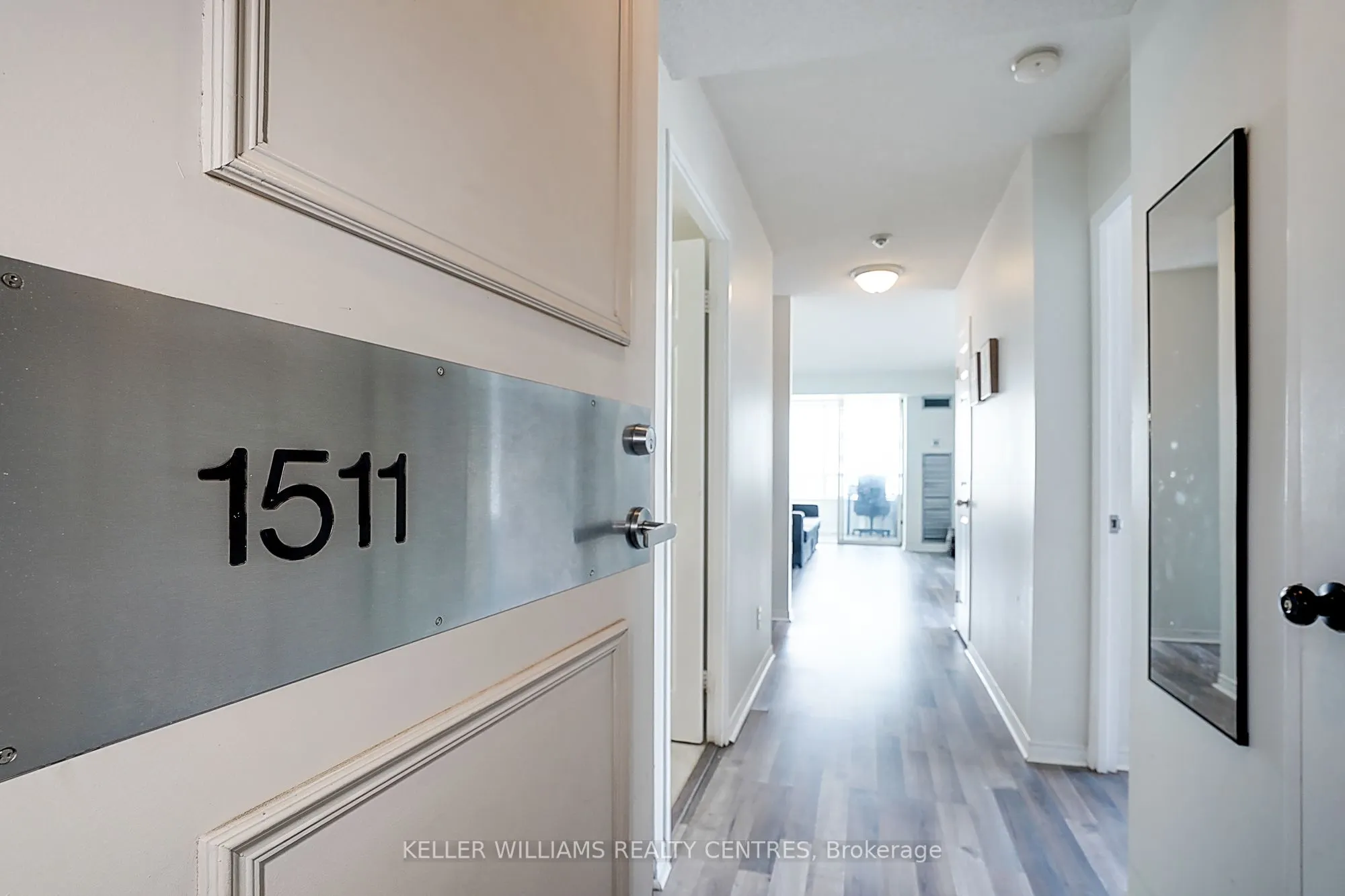 7 Bishop Avenue, #1511