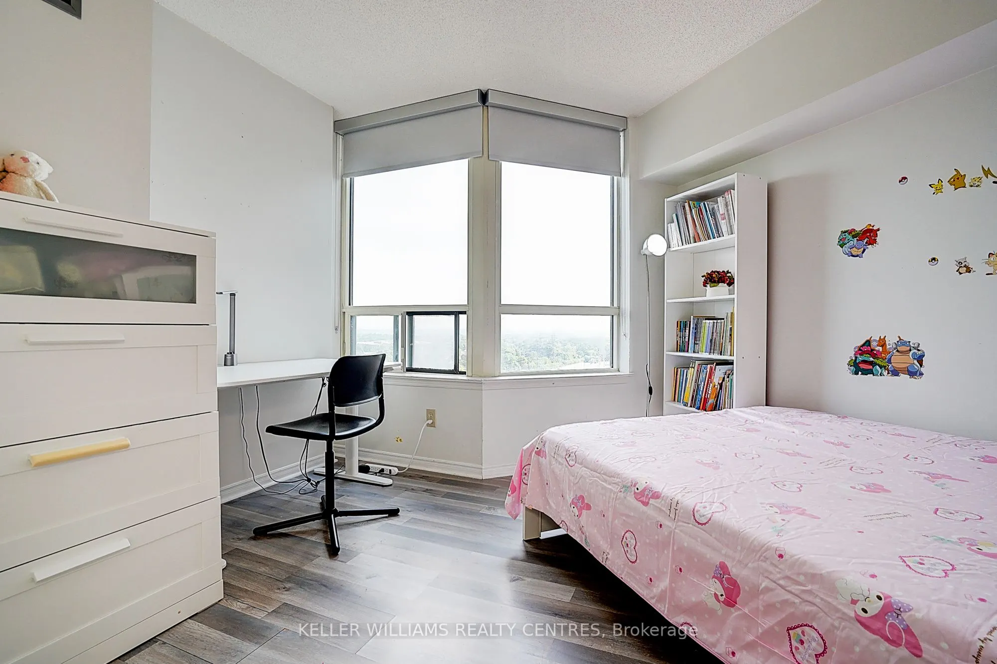 7 Bishop Avenue, #1511